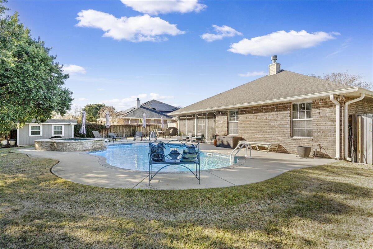 WOODLAWN HEIGHTS - Residential