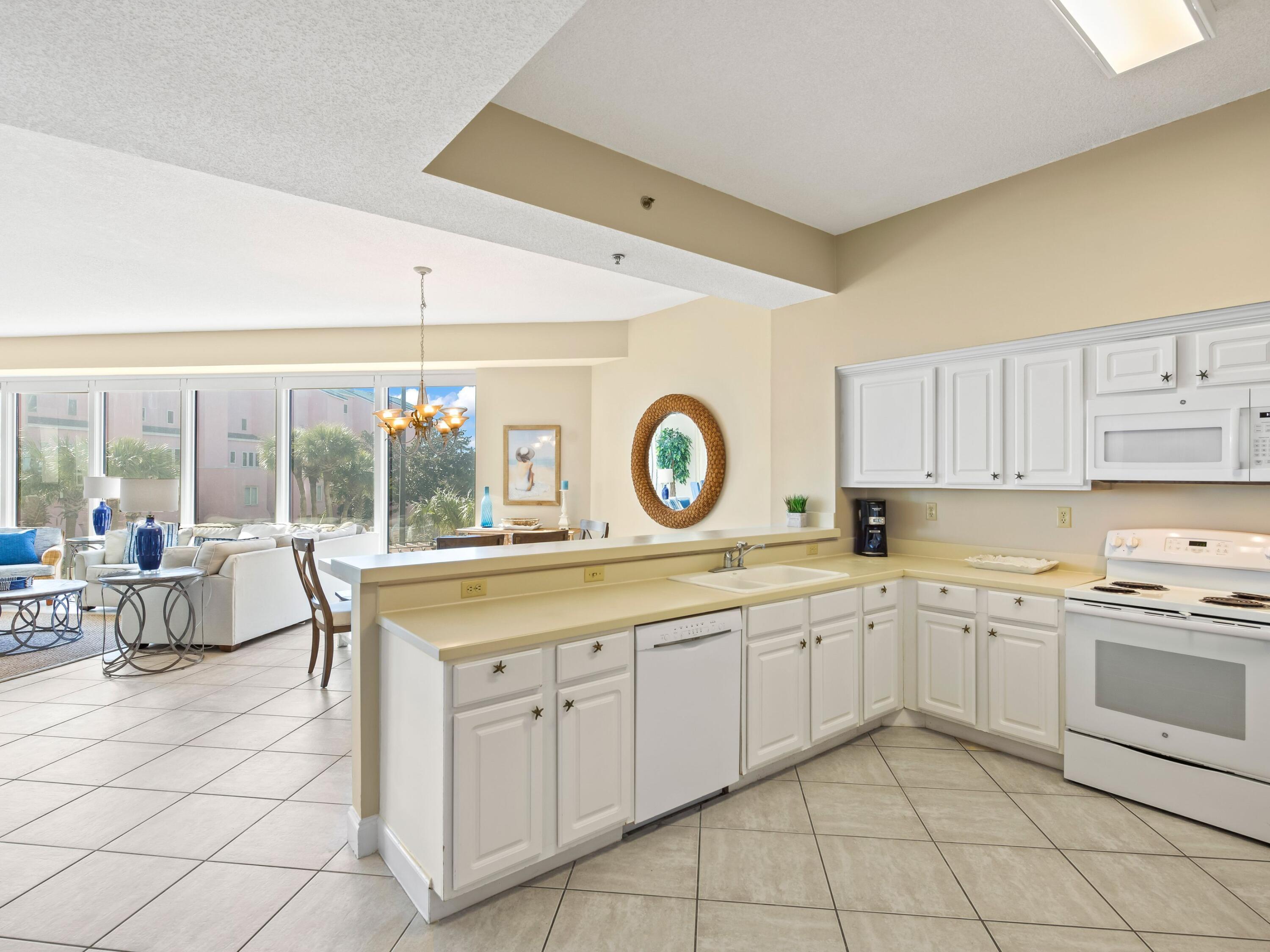 TIDES AT TOPS'L - Residential