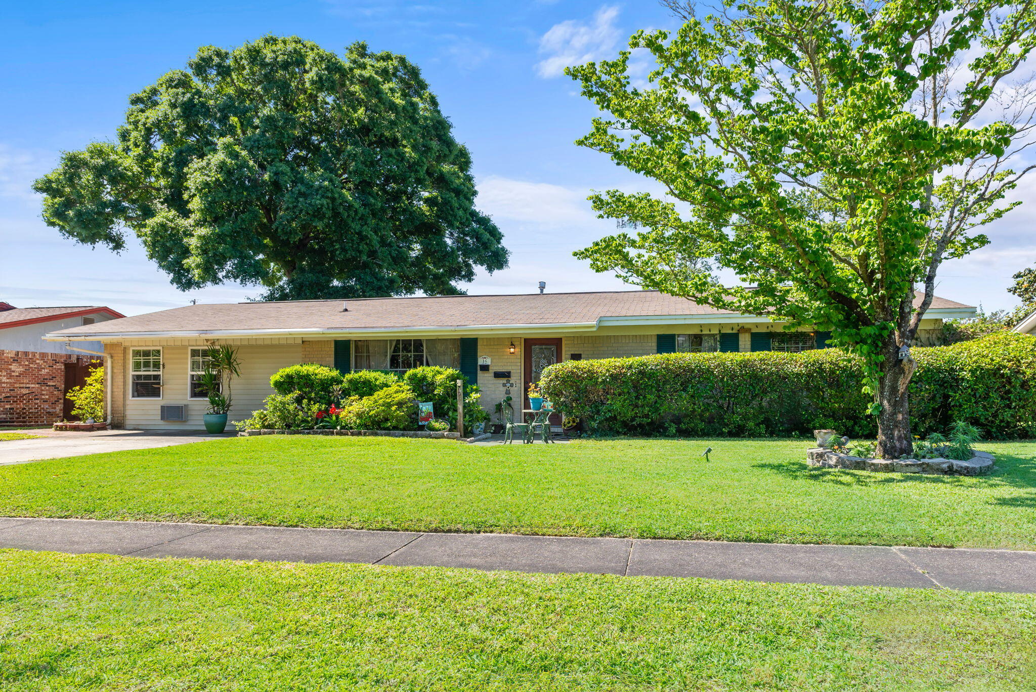 CHELSEA WOODS - Residential