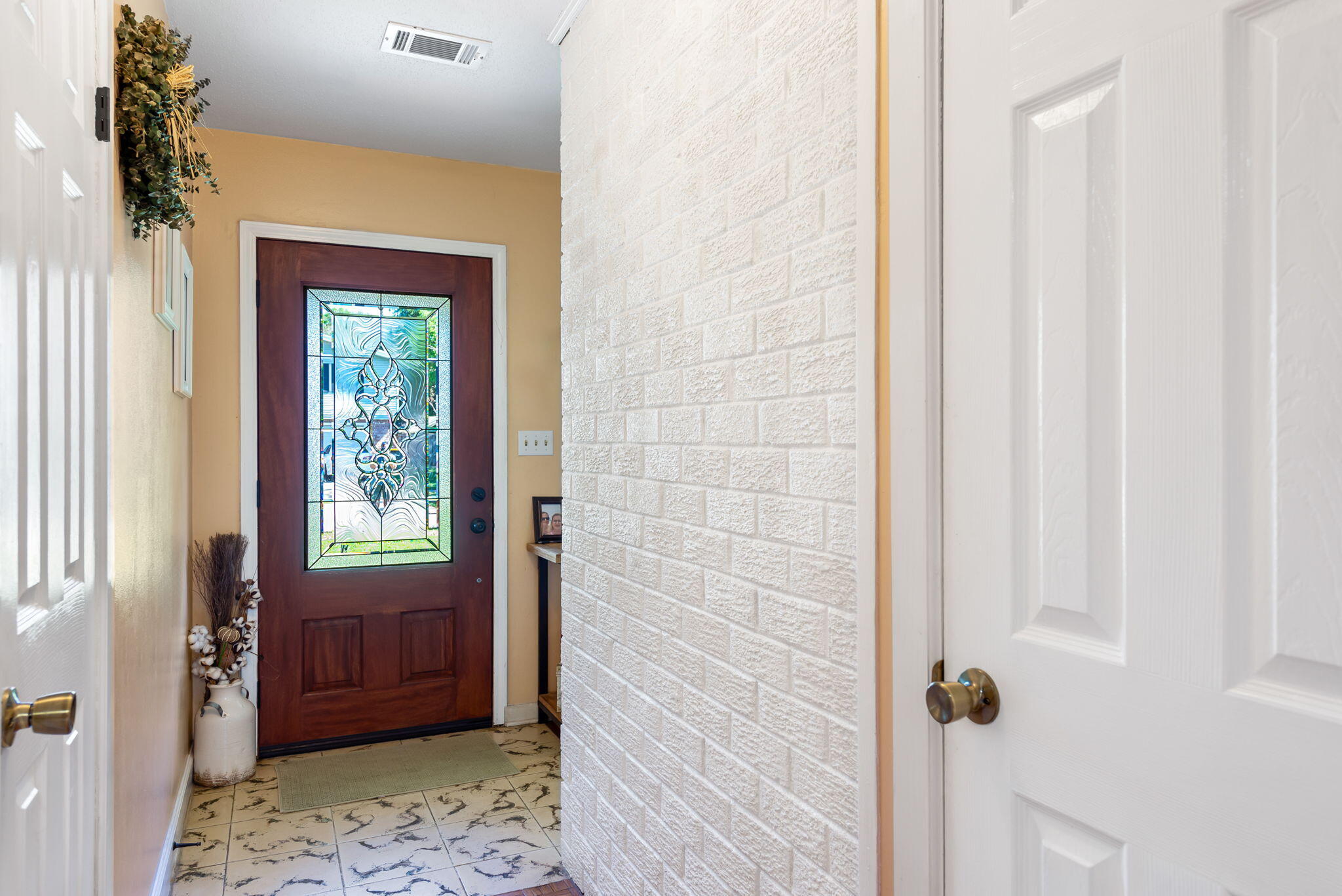 CHELSEA WOODS - Residential