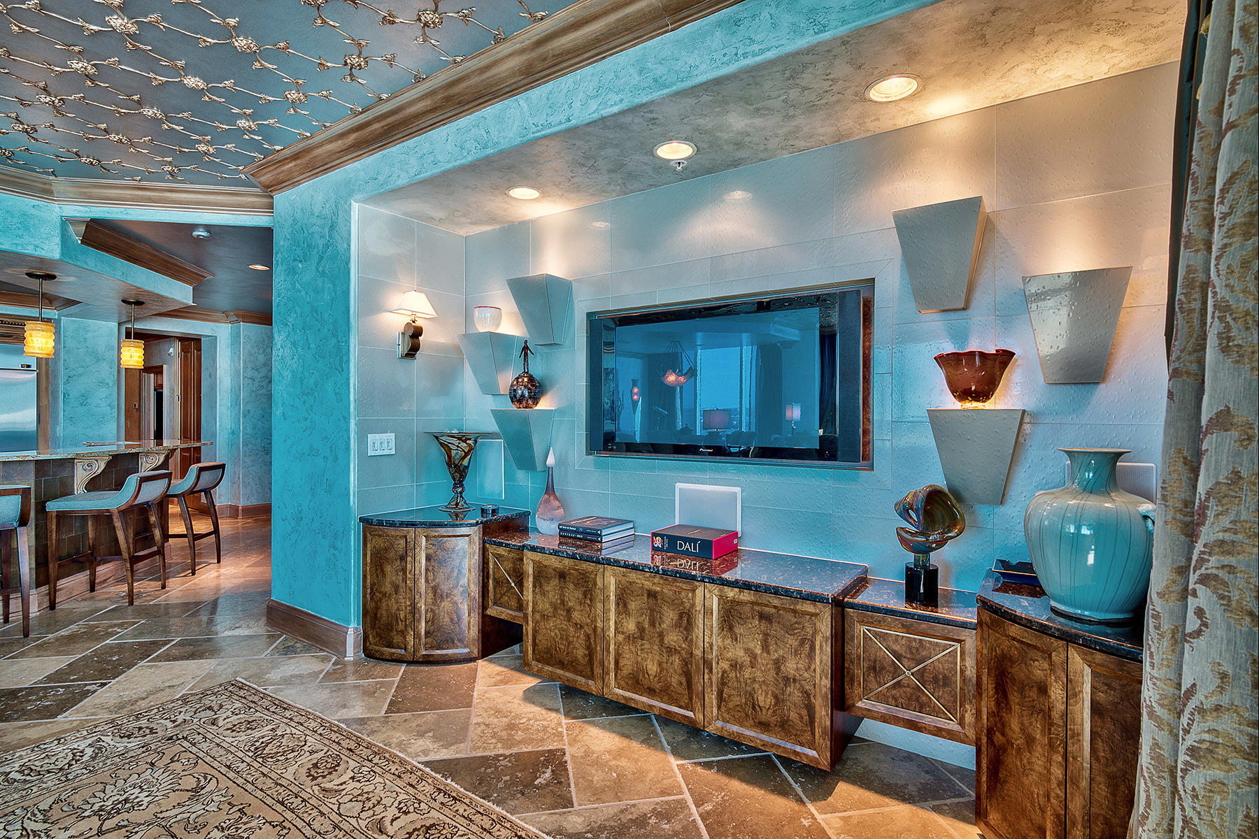 Signature Beach - Residential