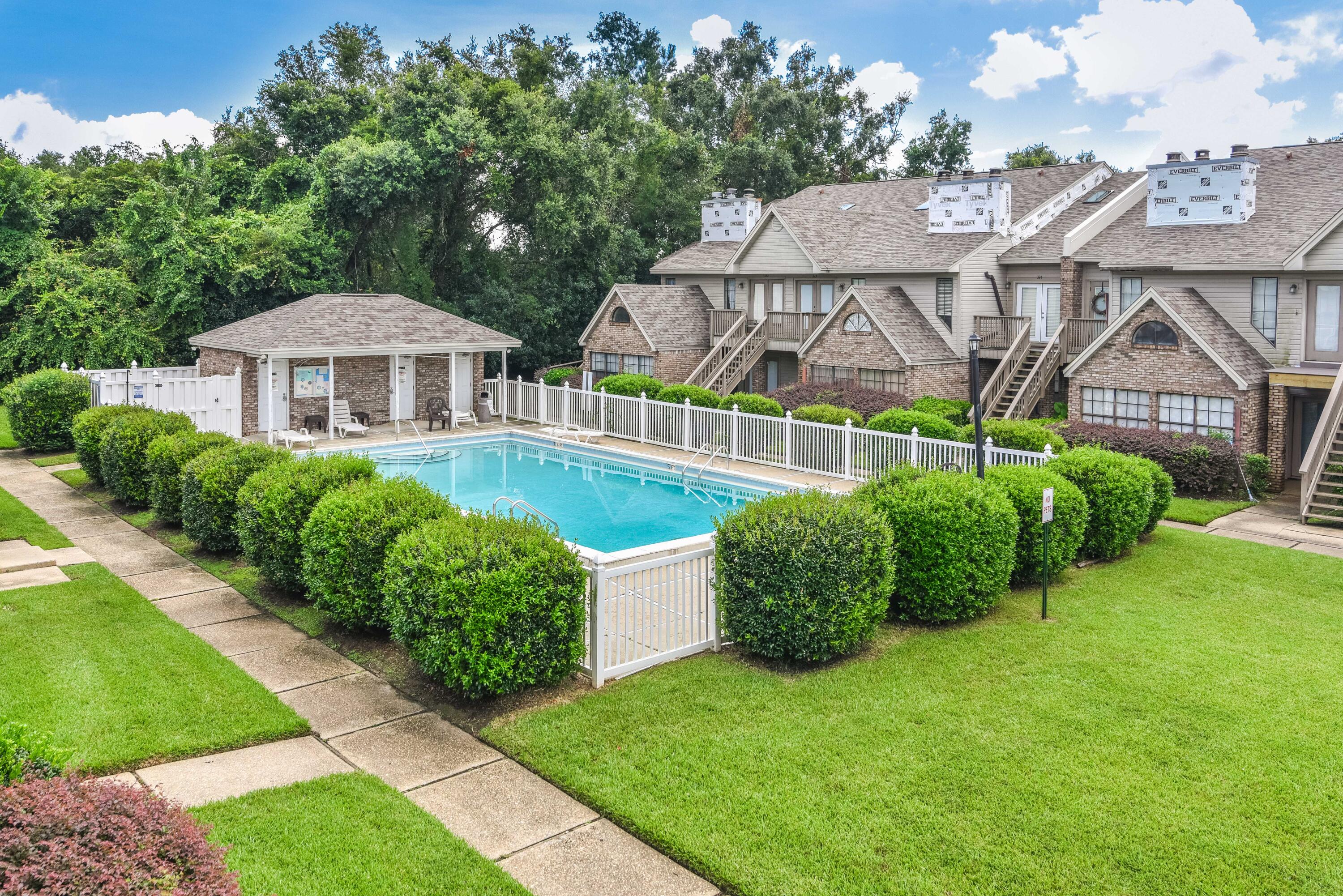 PLANTATION PLACE CONDO - Residential