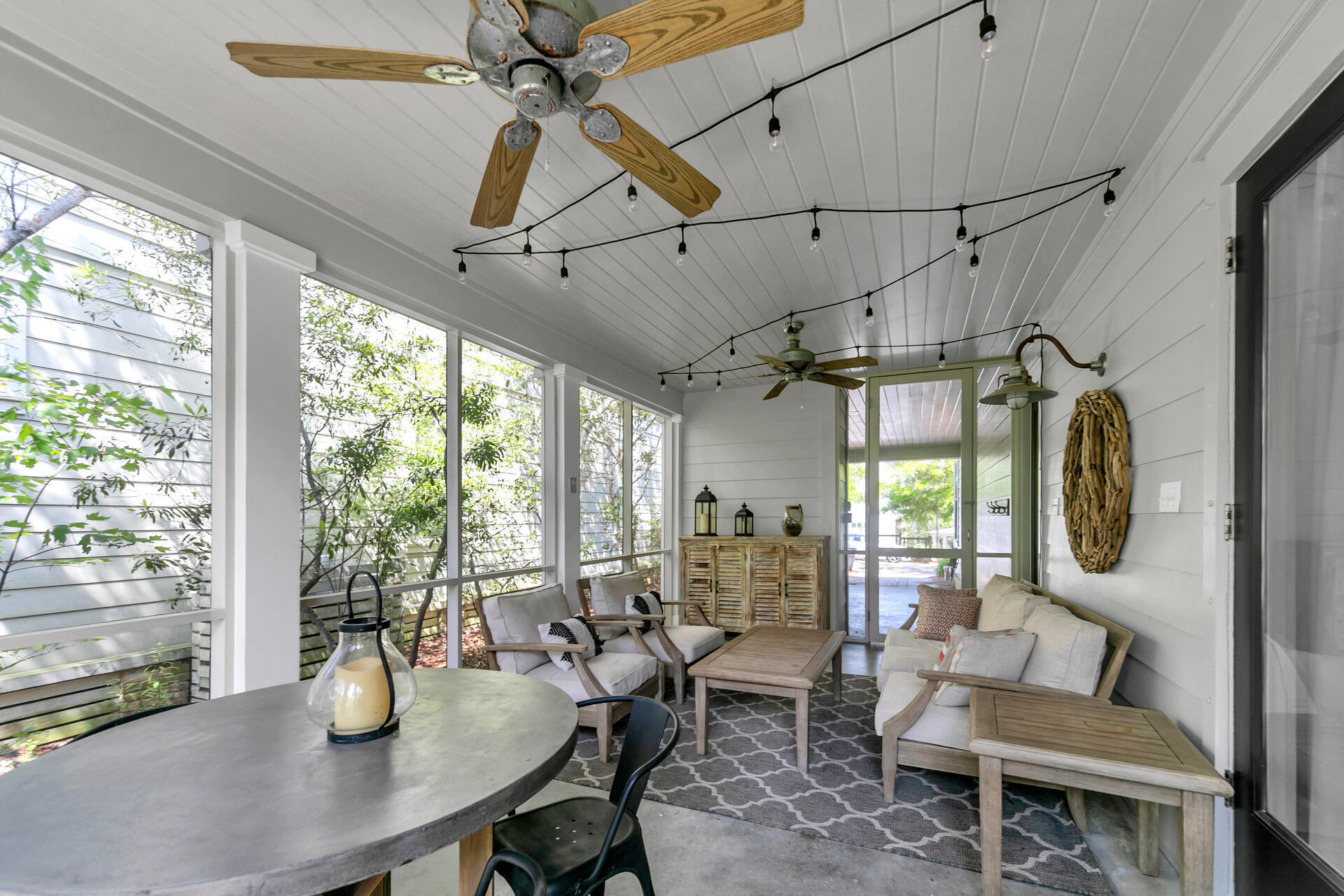 FOREST LAKES - Residential
