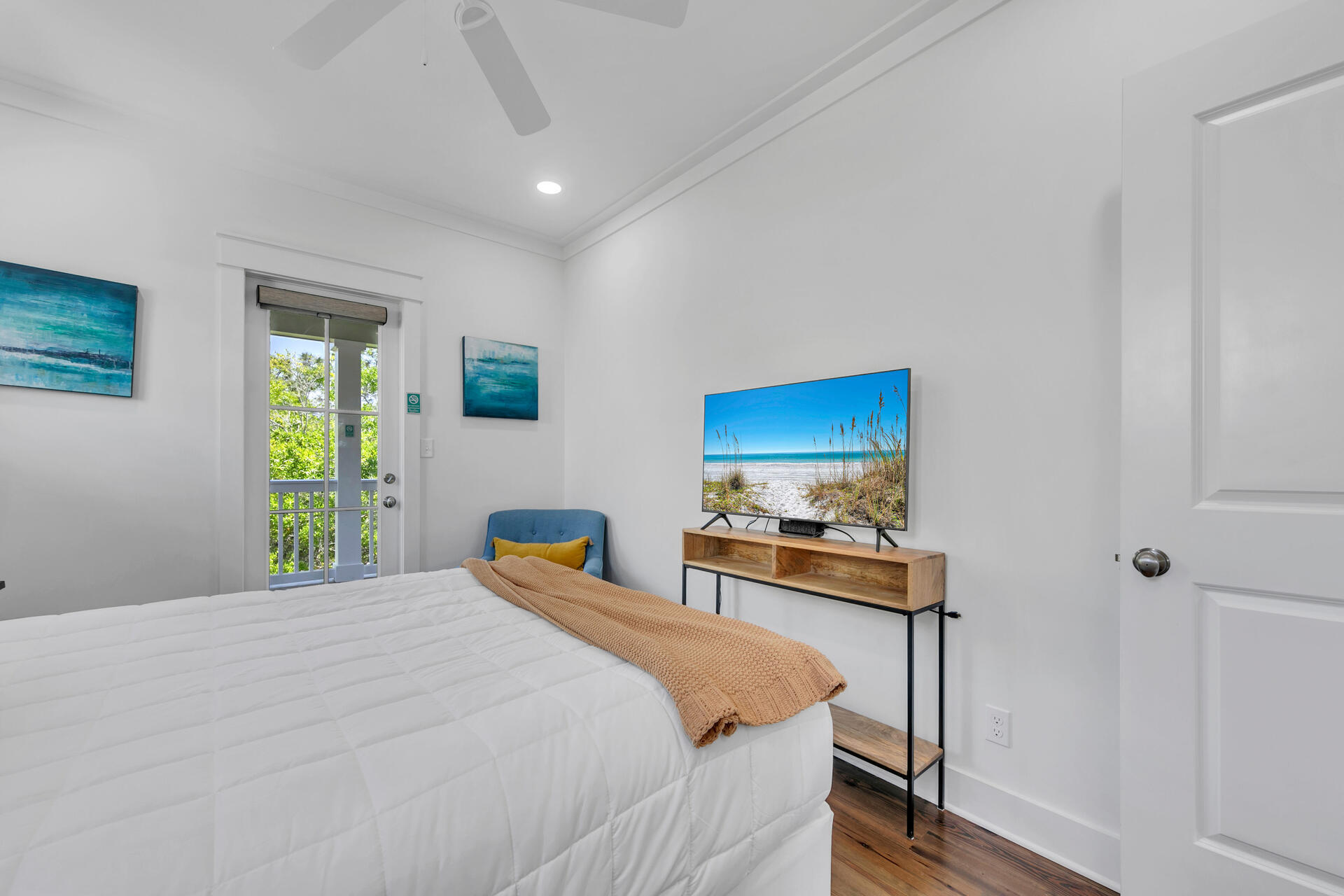 FOREST LAKES - Residential