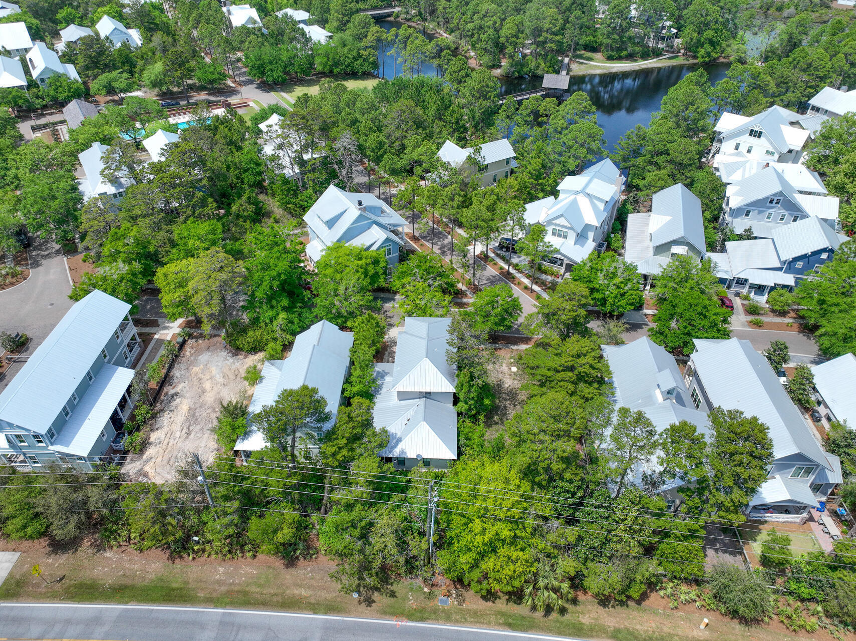 FOREST LAKES - Residential