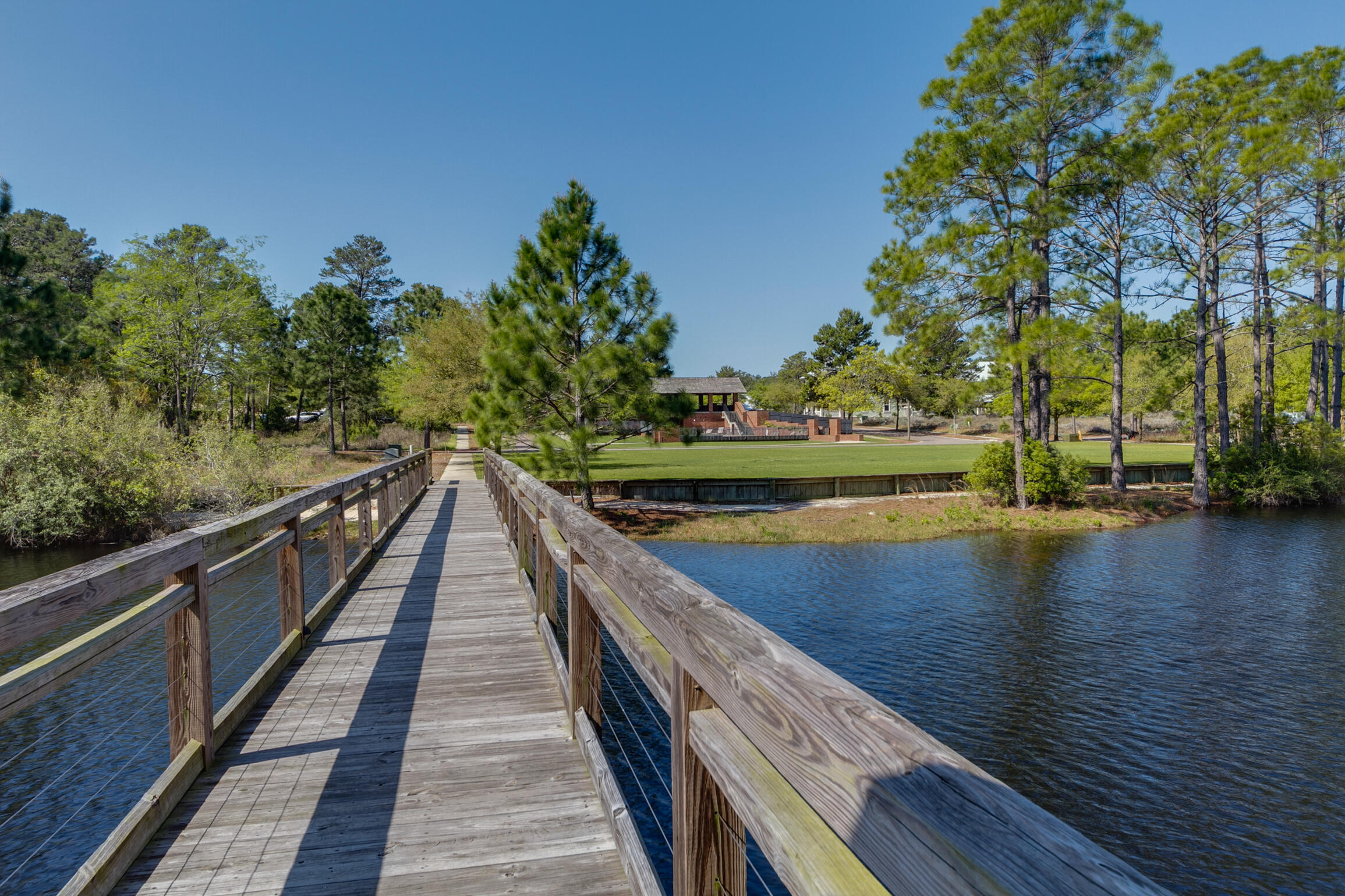 FOREST LAKES - Residential