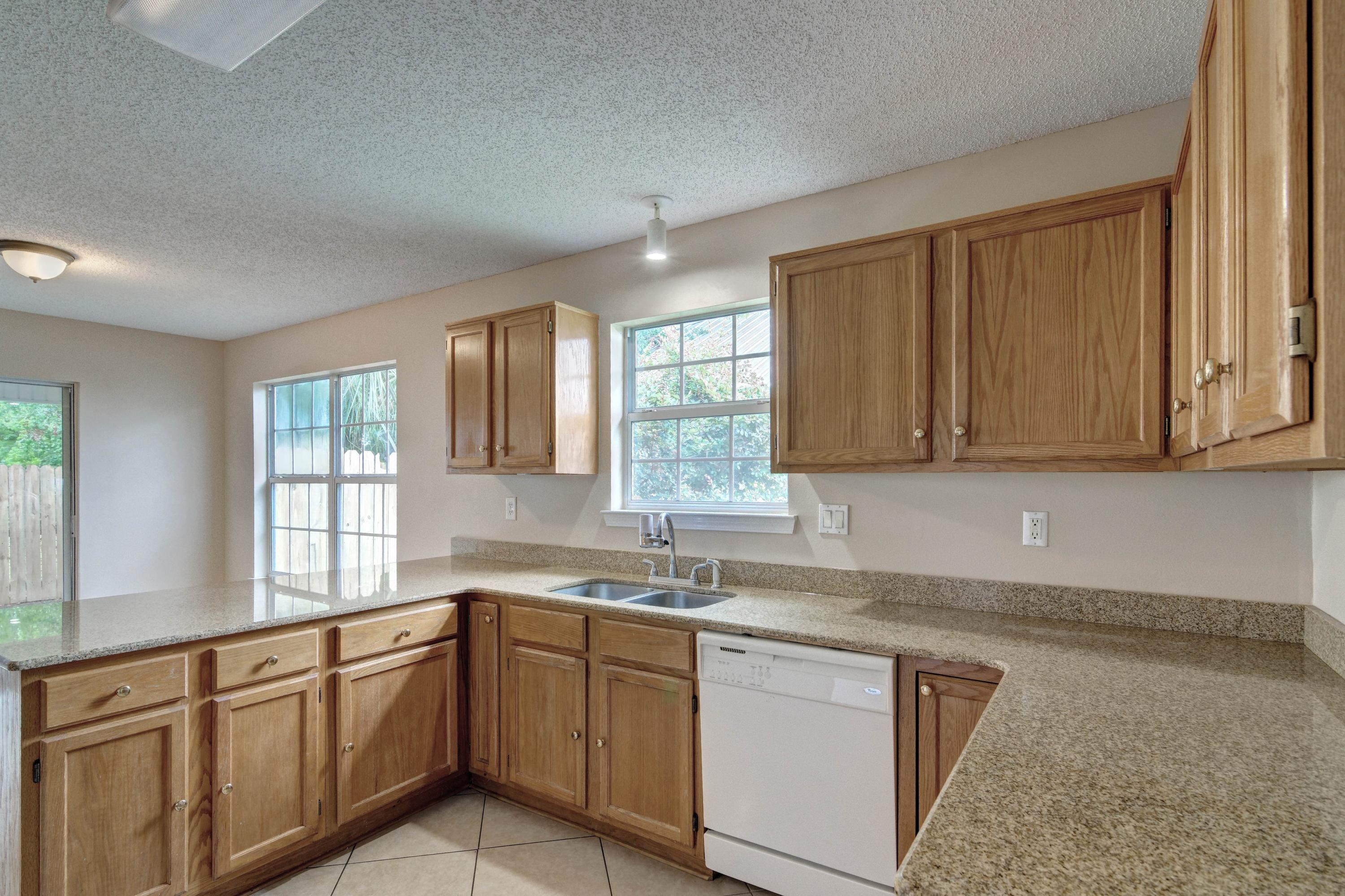 SWEETBRIAR STATION S/D - Residential