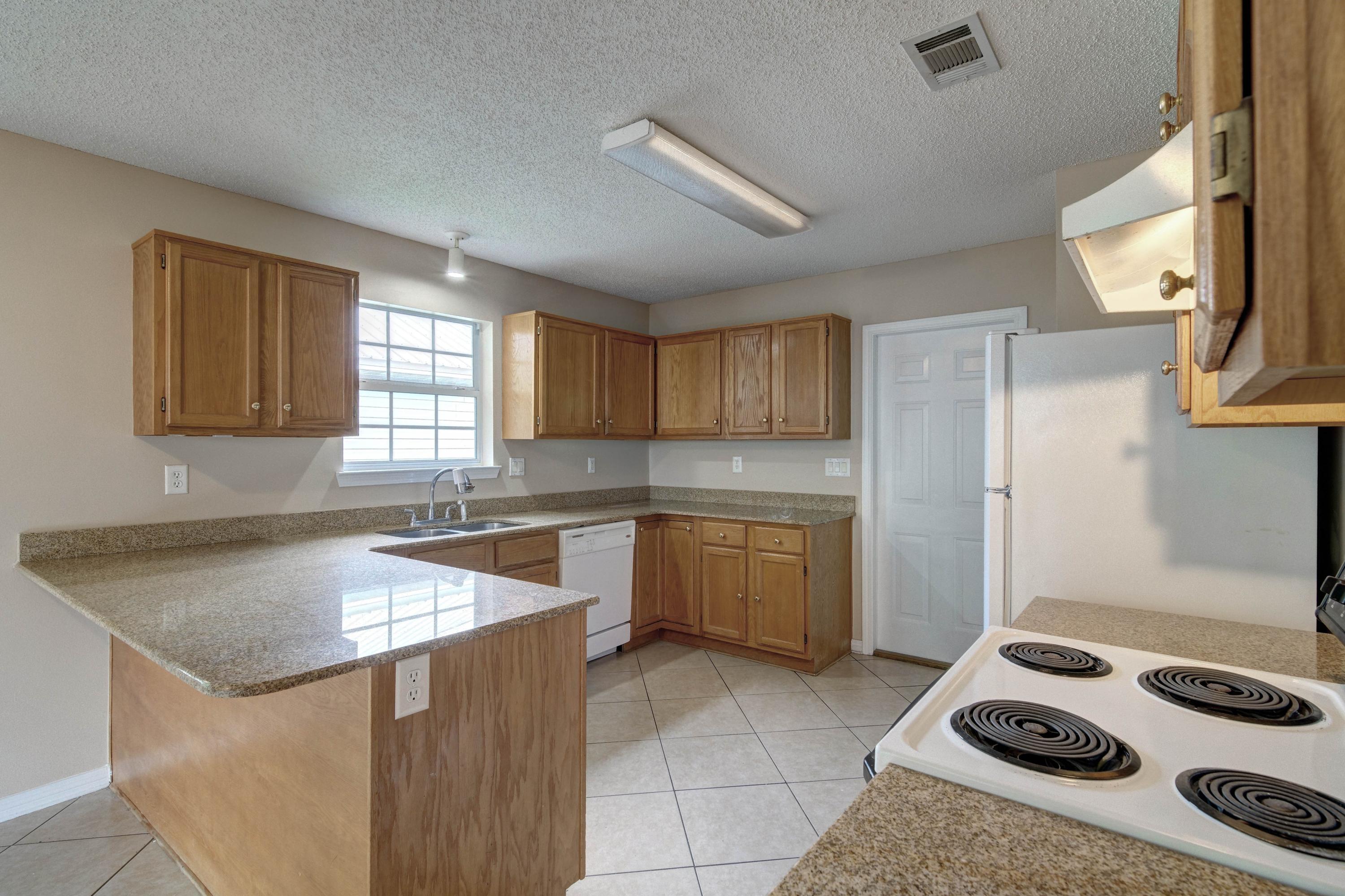 SWEETBRIAR STATION S/D - Residential