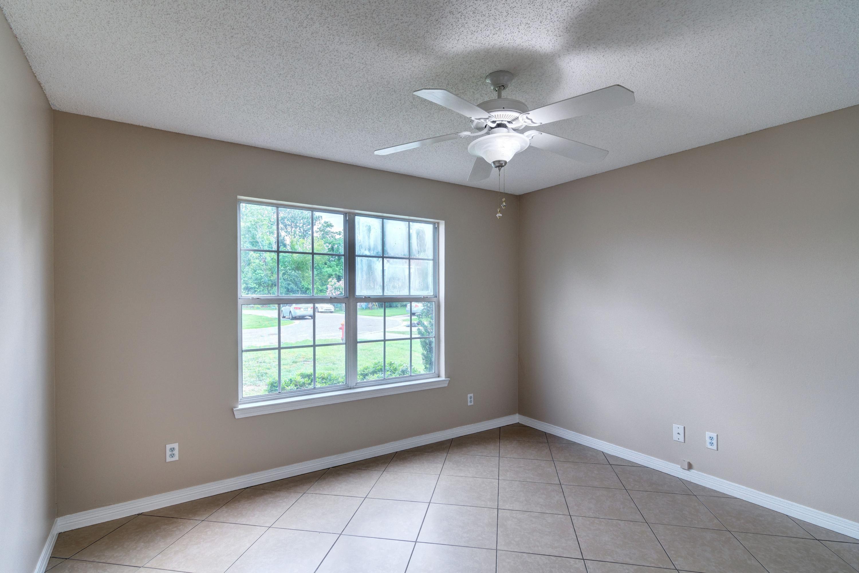 SWEETBRIAR STATION S/D - Residential