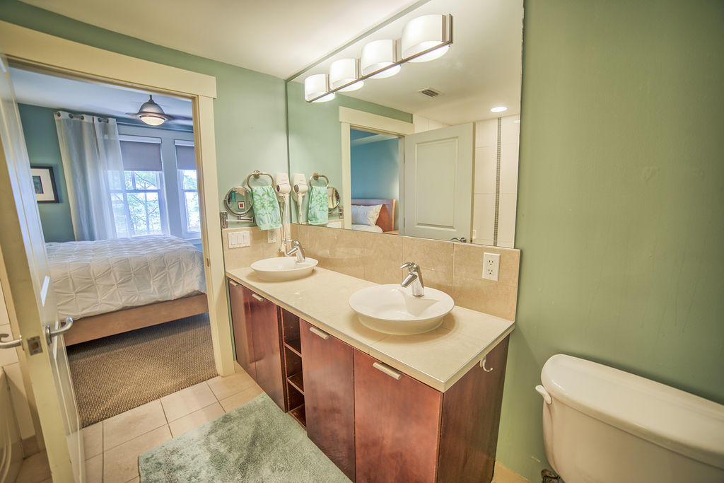 BAHIA CONDO - Residential