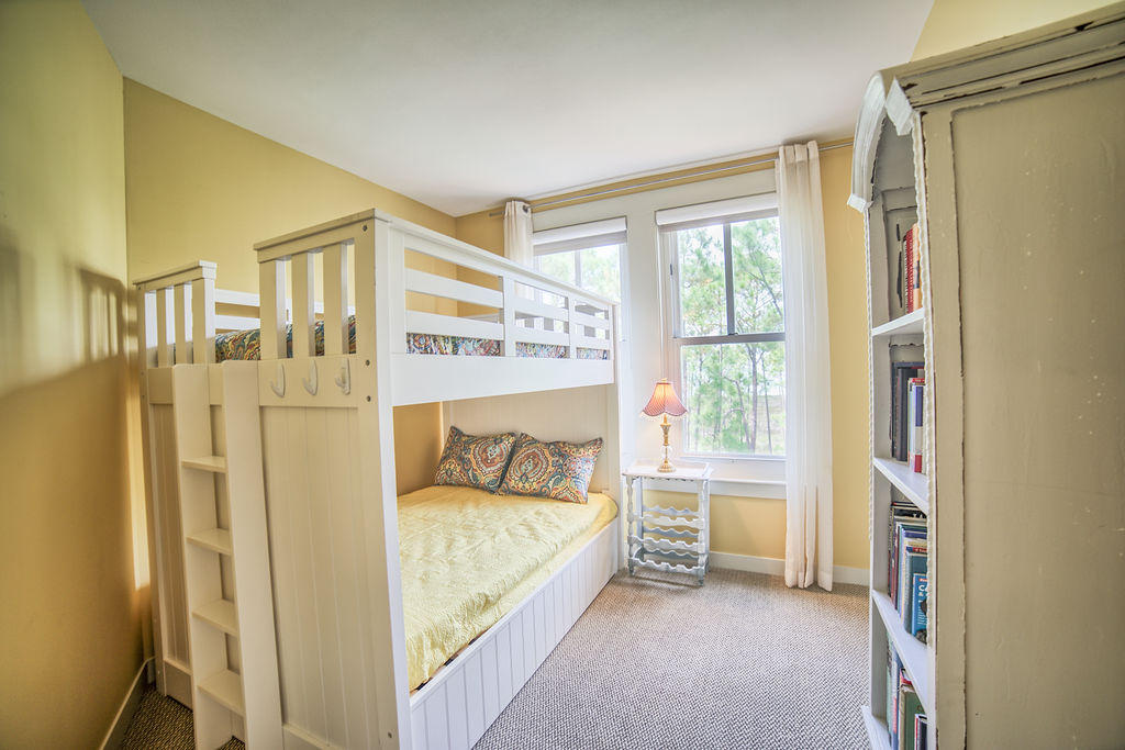 BAHIA CONDO - Residential