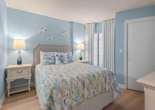 SILVER DUNES CONDO - Residential