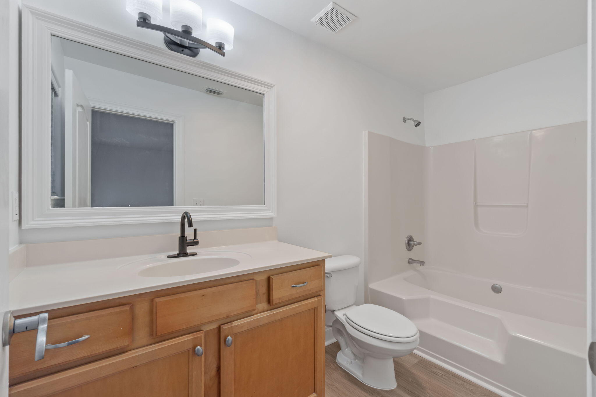 OLD BAY VILLAGE TOWNHOMES - Residential Lease