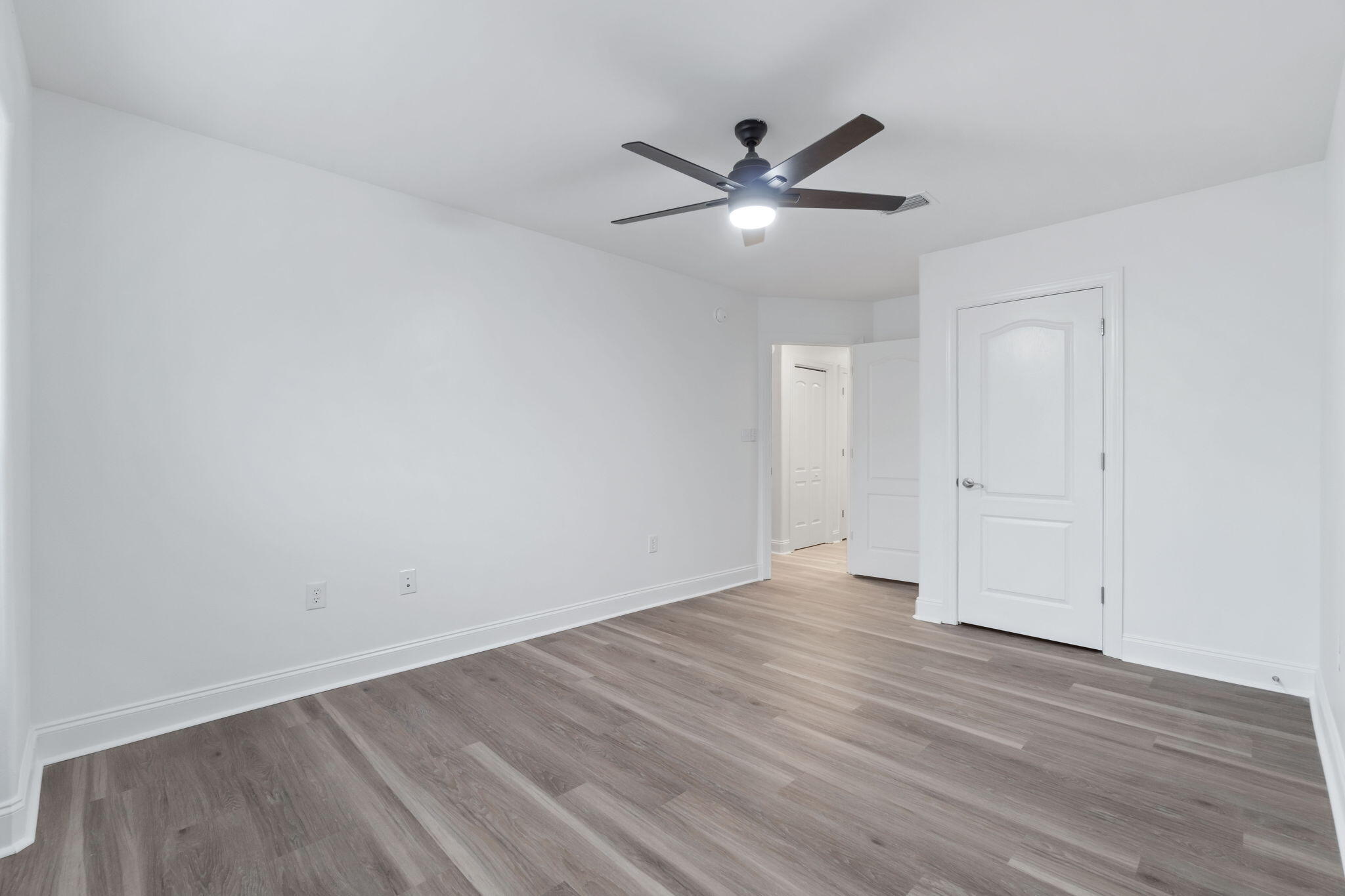 OLD BAY VILLAGE TOWNHOMES - Residential Lease