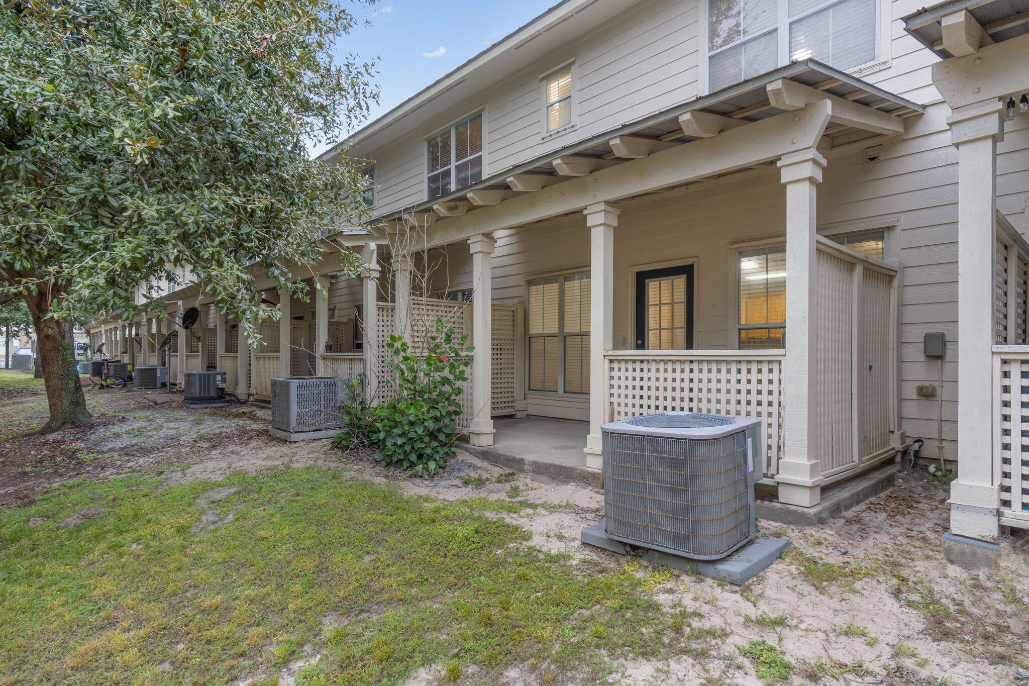 OLD BAY VILLAGE TOWNHOMES - Residential Lease