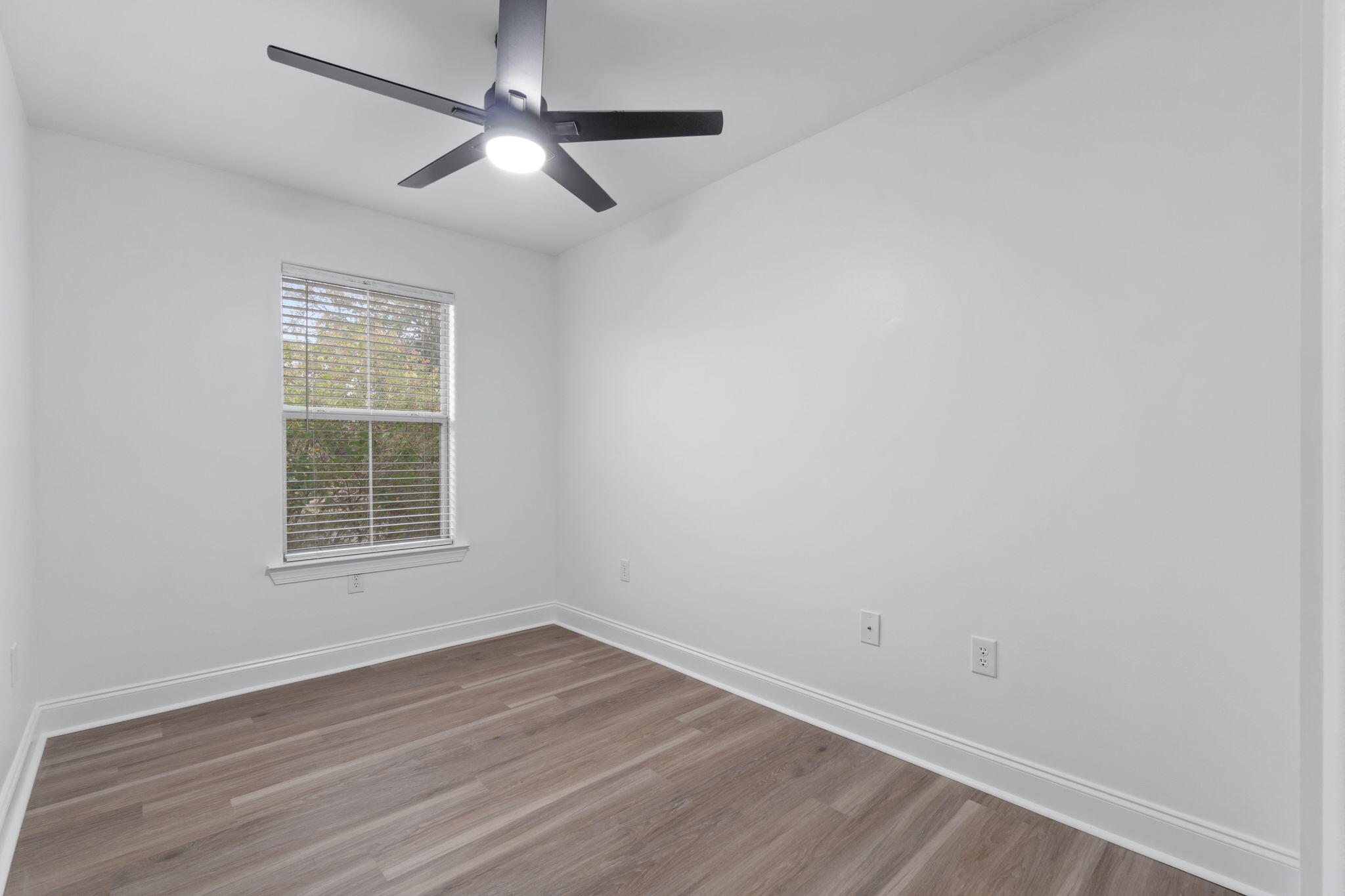 OLD BAY VILLAGE TOWNHOMES - Residential Lease