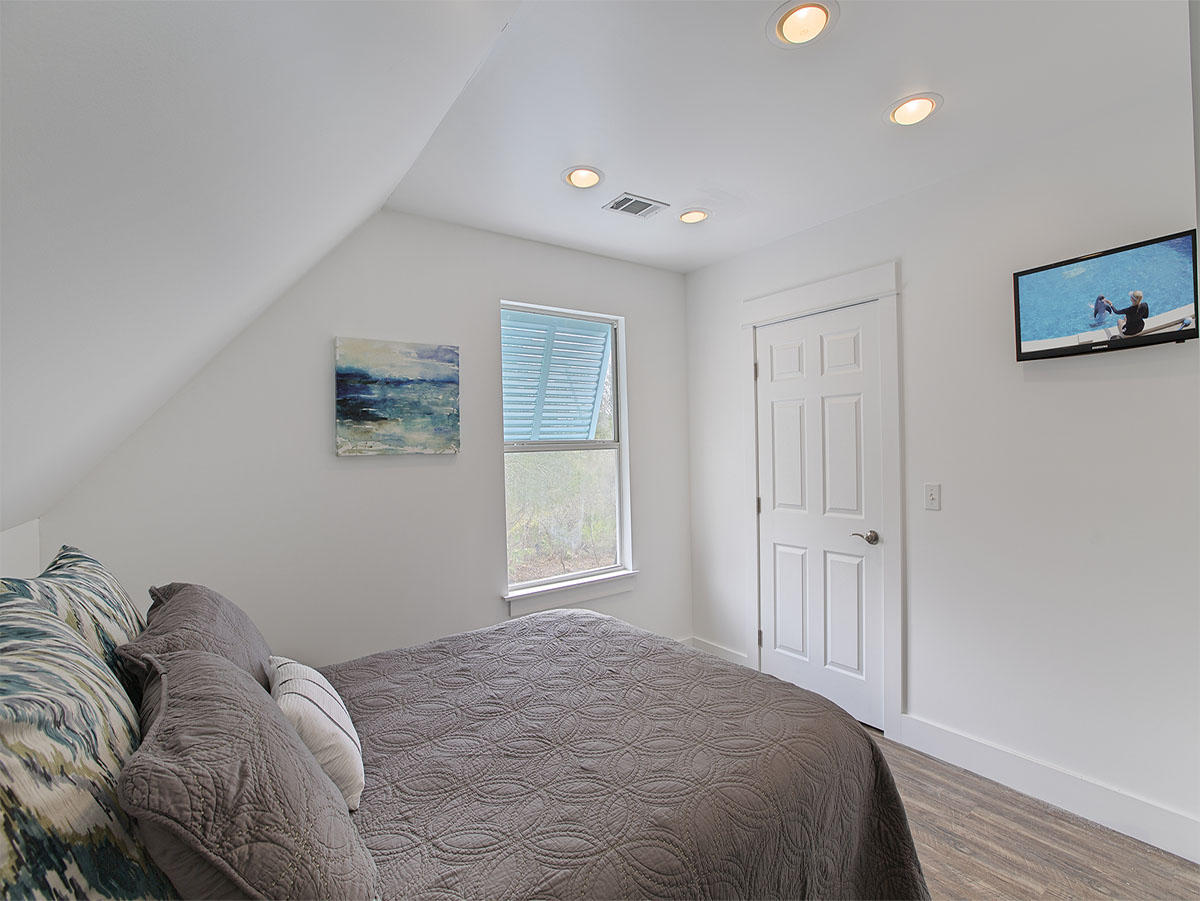 BLUE MOUNTAIN BEACH - Residential