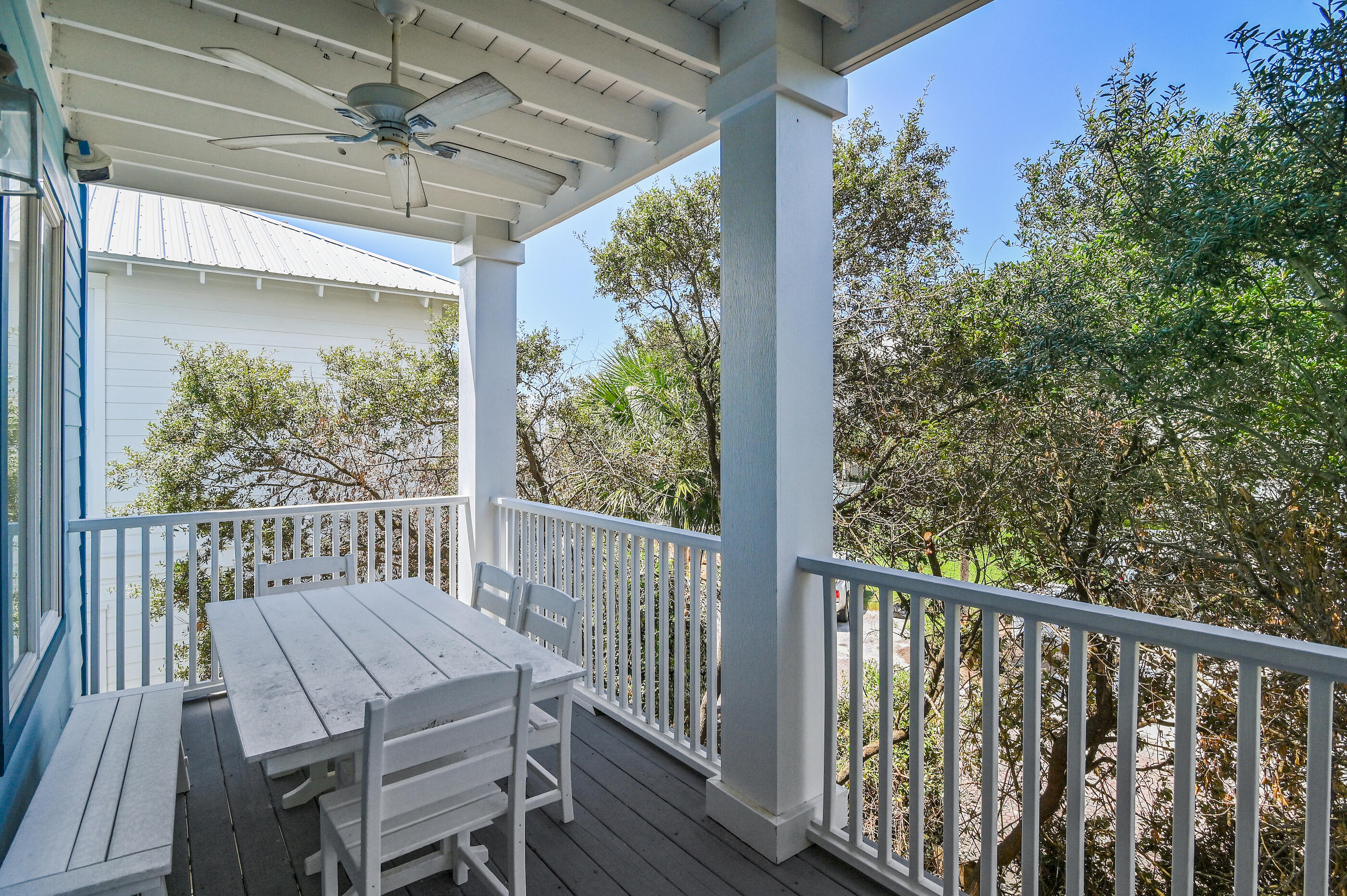 SUMMER'S EDGE - Residential