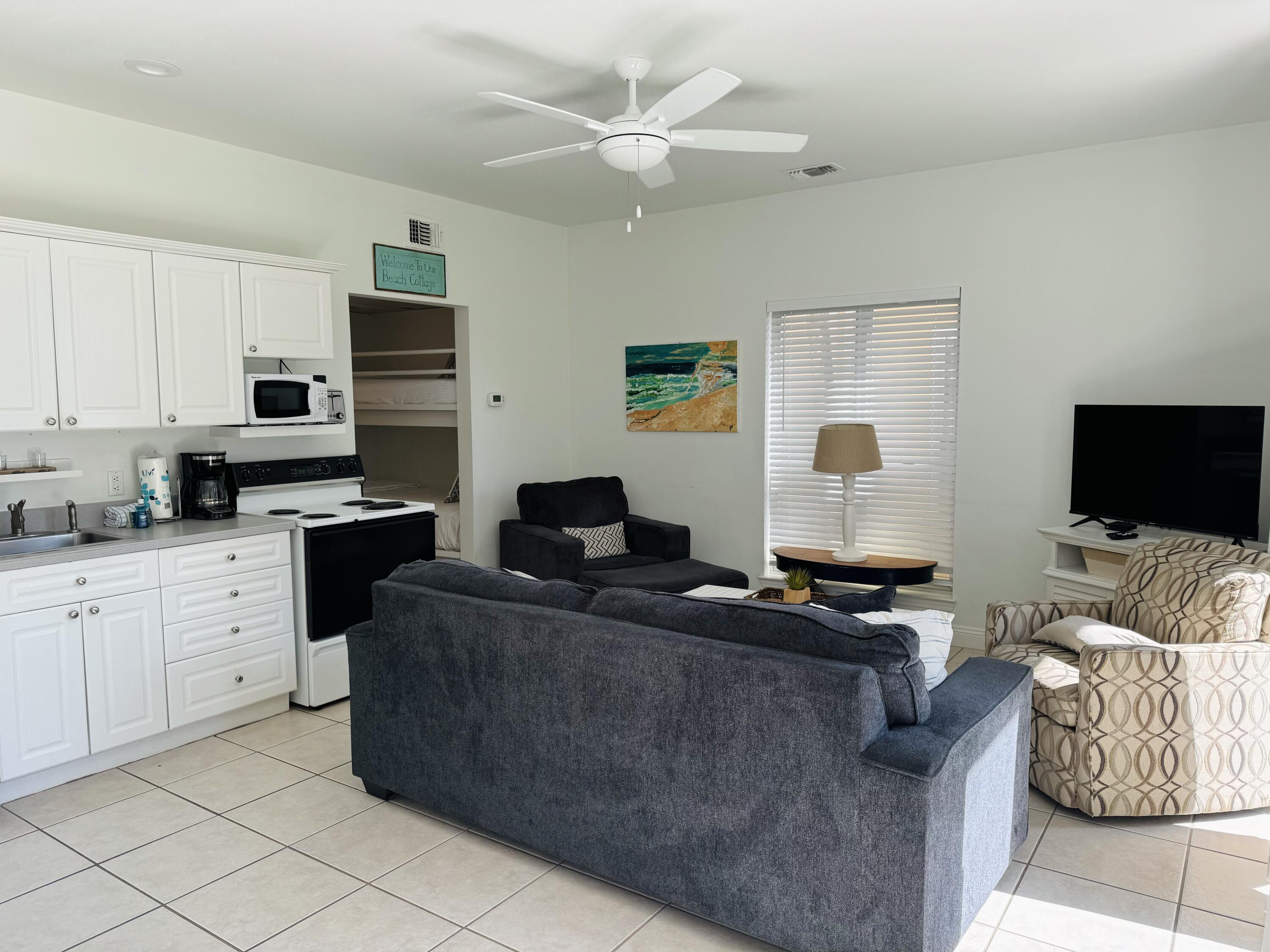 NANTUCKET COTTAGES - Residential