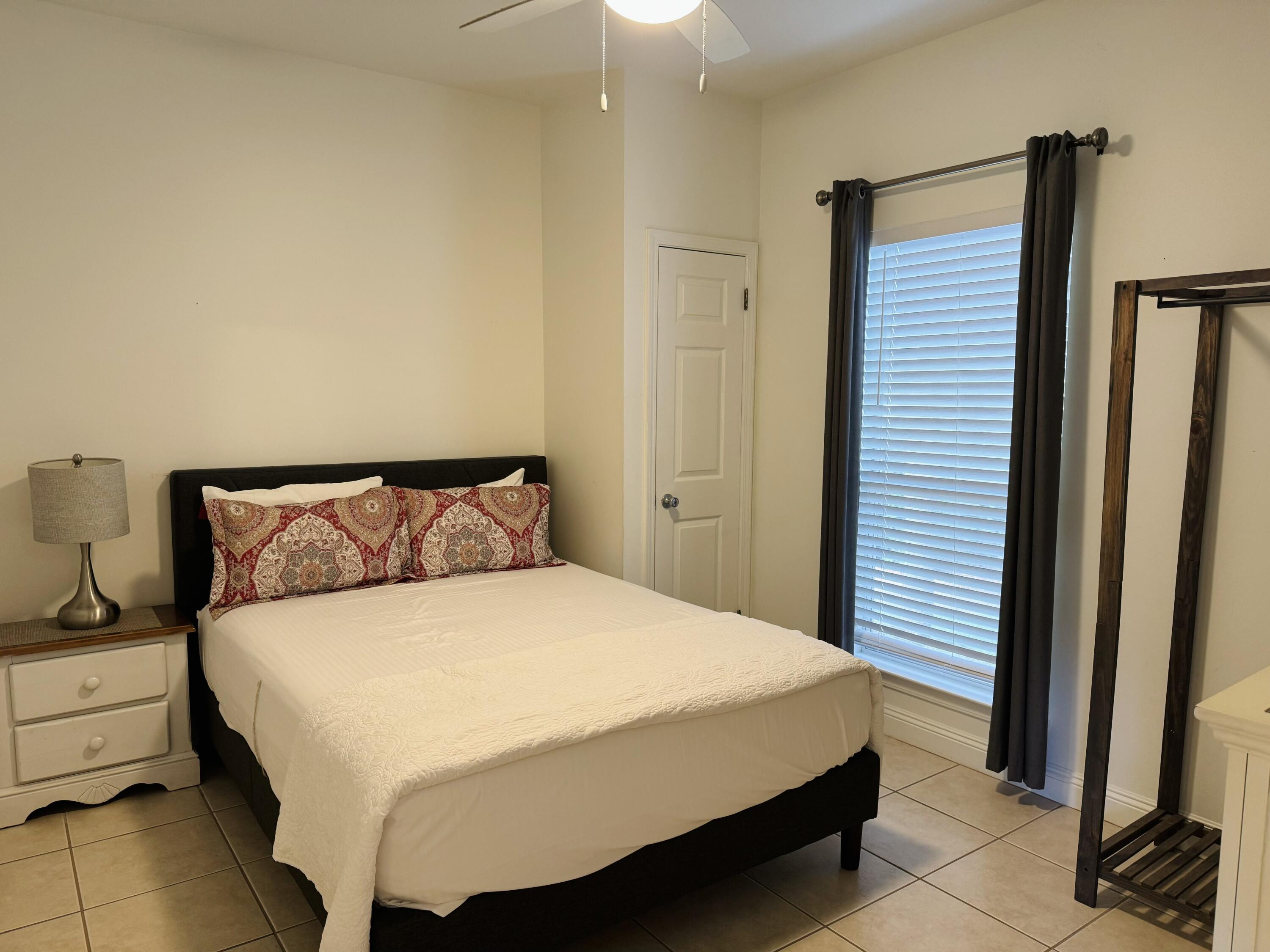 NANTUCKET COTTAGES - Residential