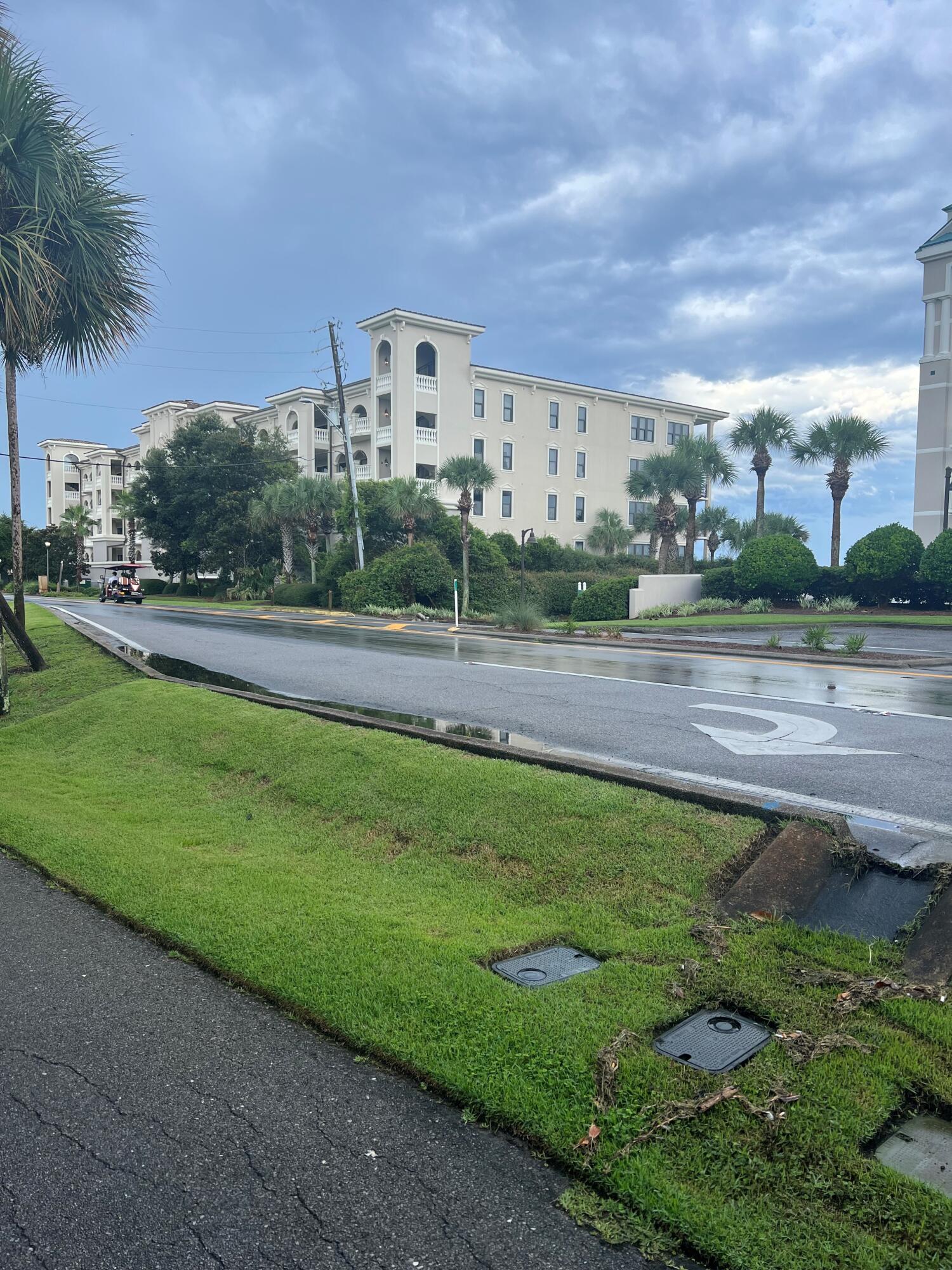 NANTUCKET COTTAGES - Residential