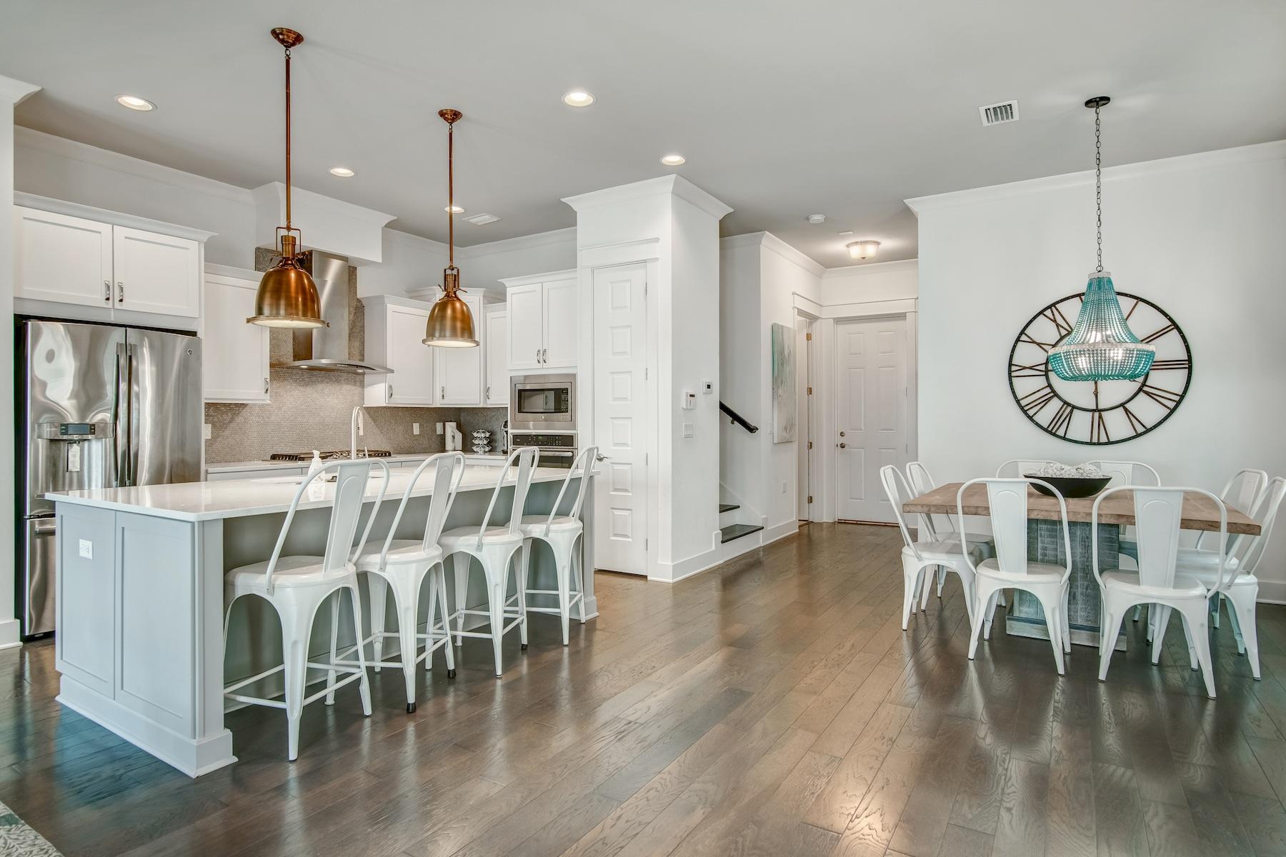 PROMINENCE - Residential