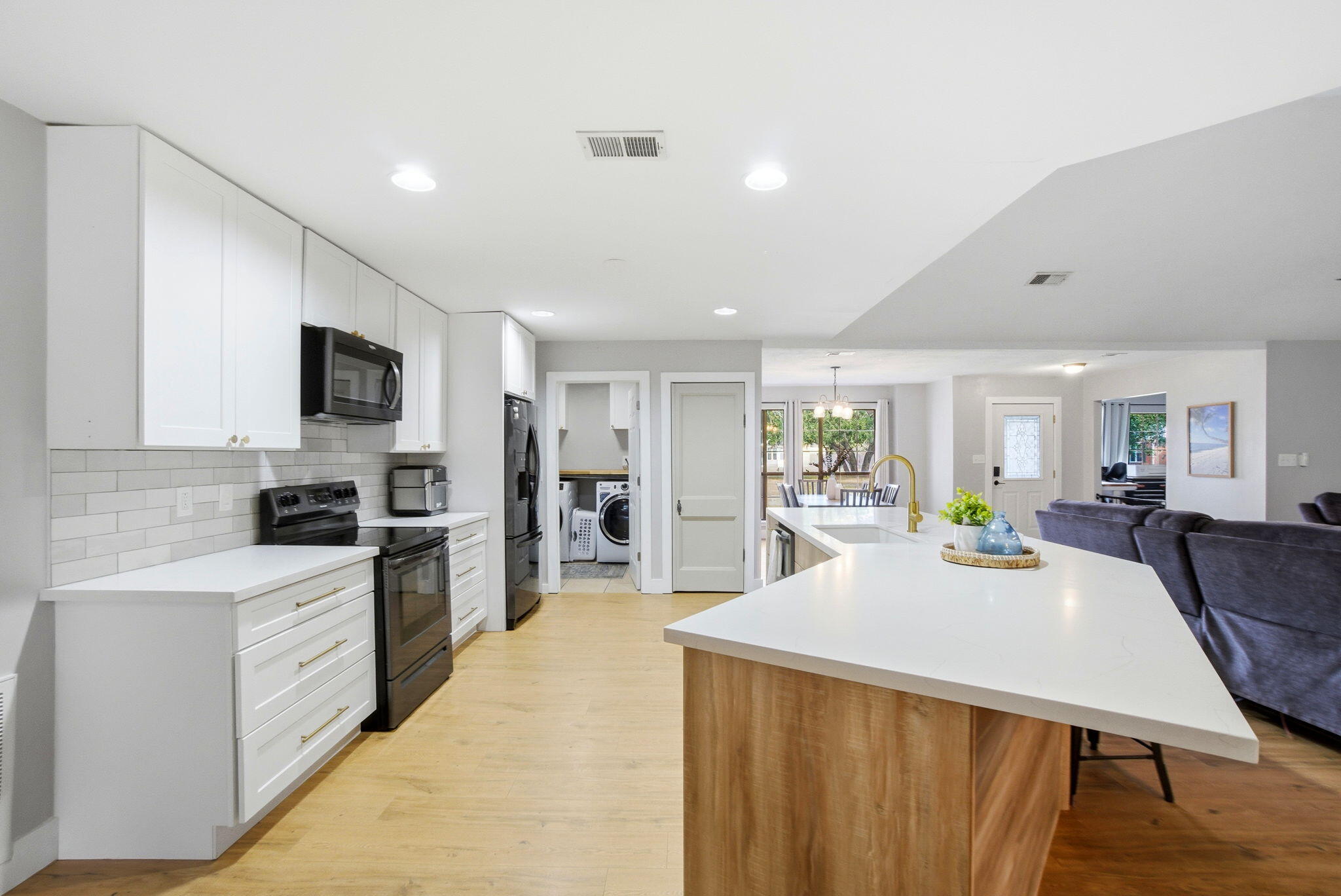 HOLLEY BY THE SEA - Residential