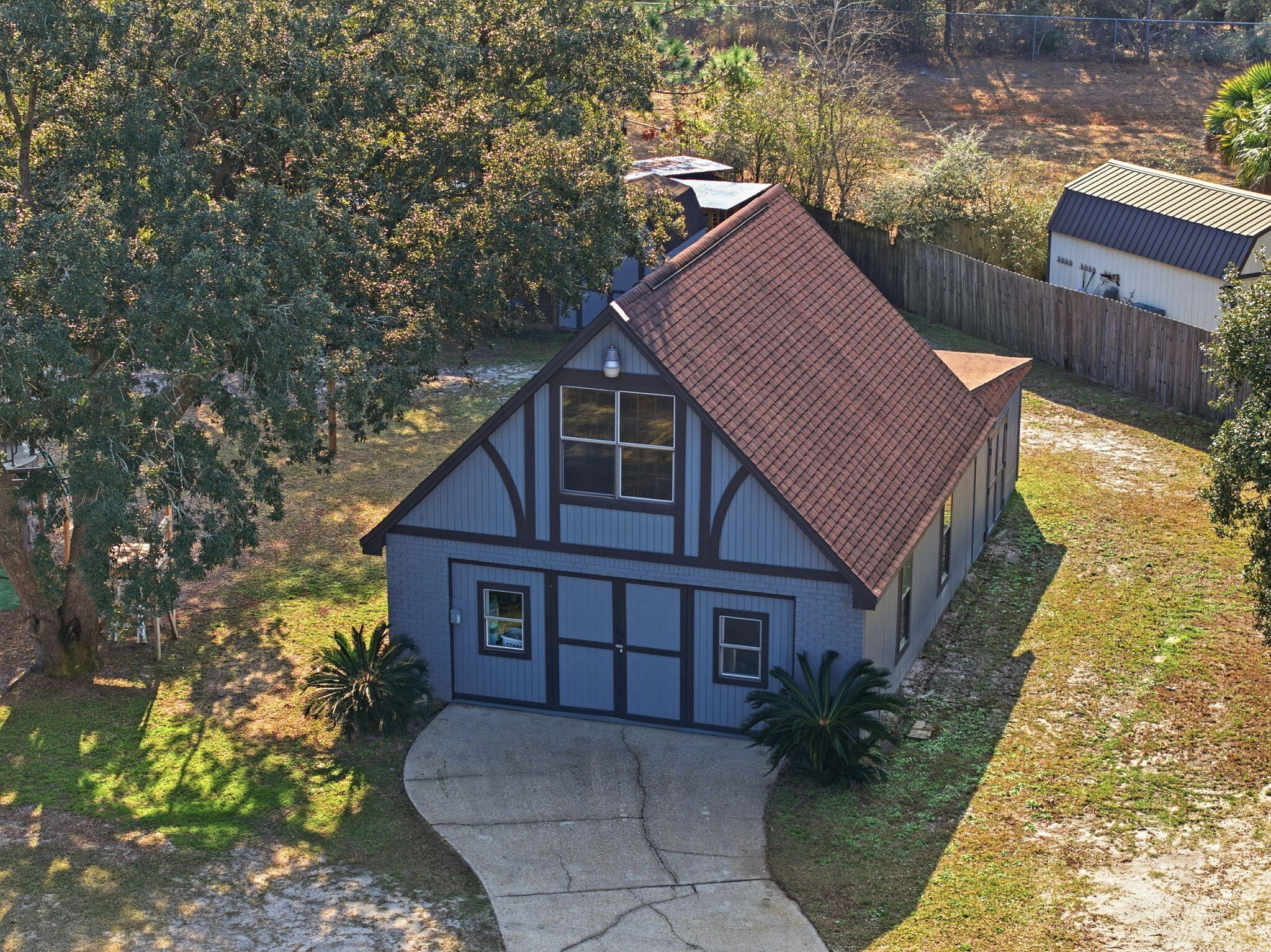 HOLLEY BY THE SEA - Residential