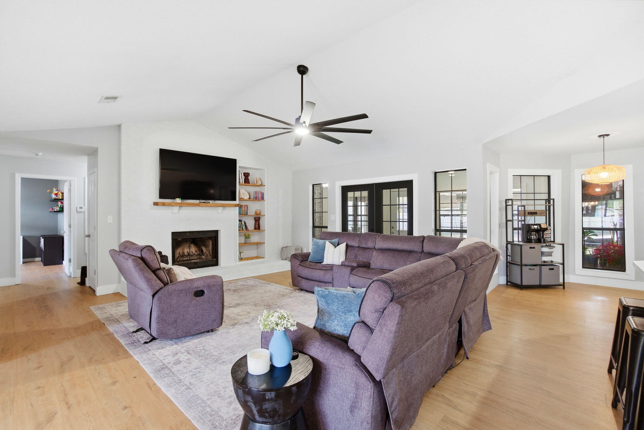 HOLLEY BY THE SEA - Residential