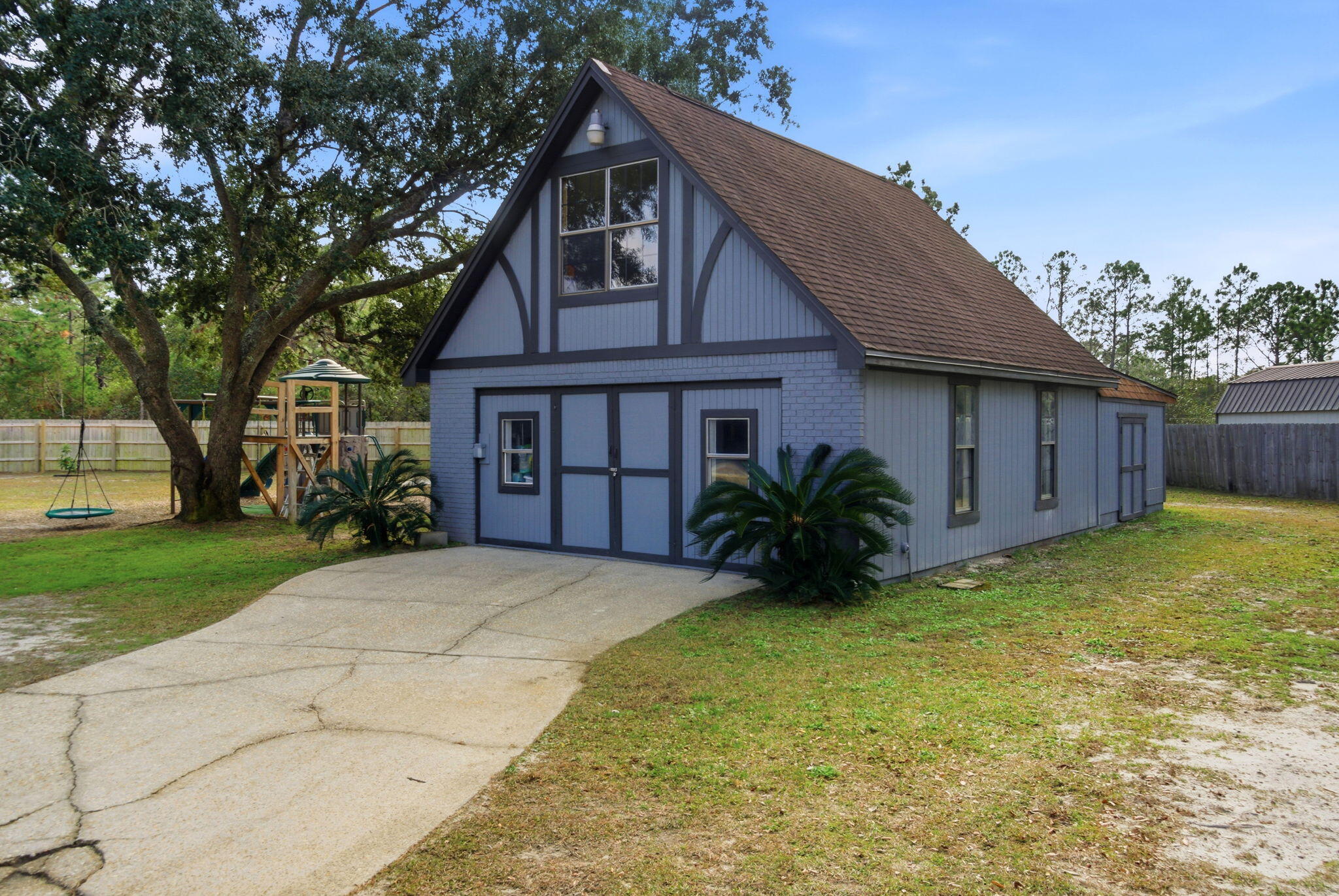 HOLLEY BY THE SEA - Residential