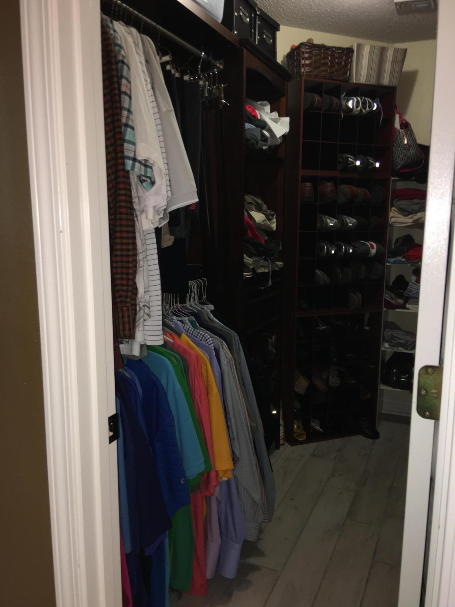 FOX VALLEY - Residential