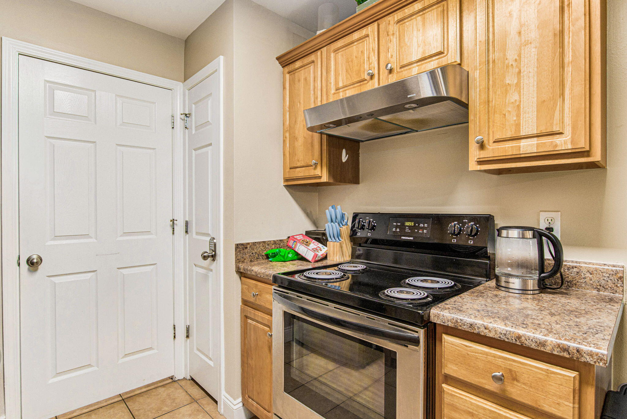 CRESCENT SHORES - Residential