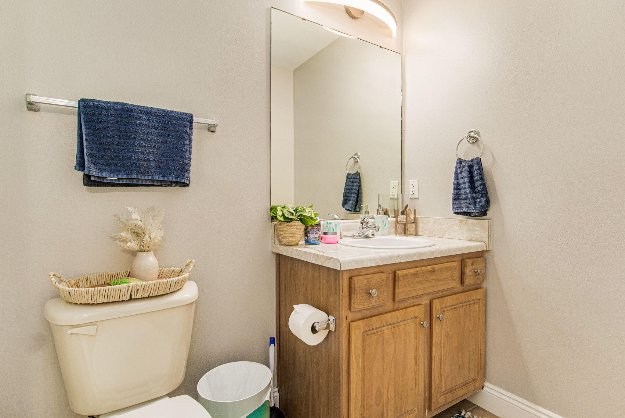 CRESCENT SHORES - Residential