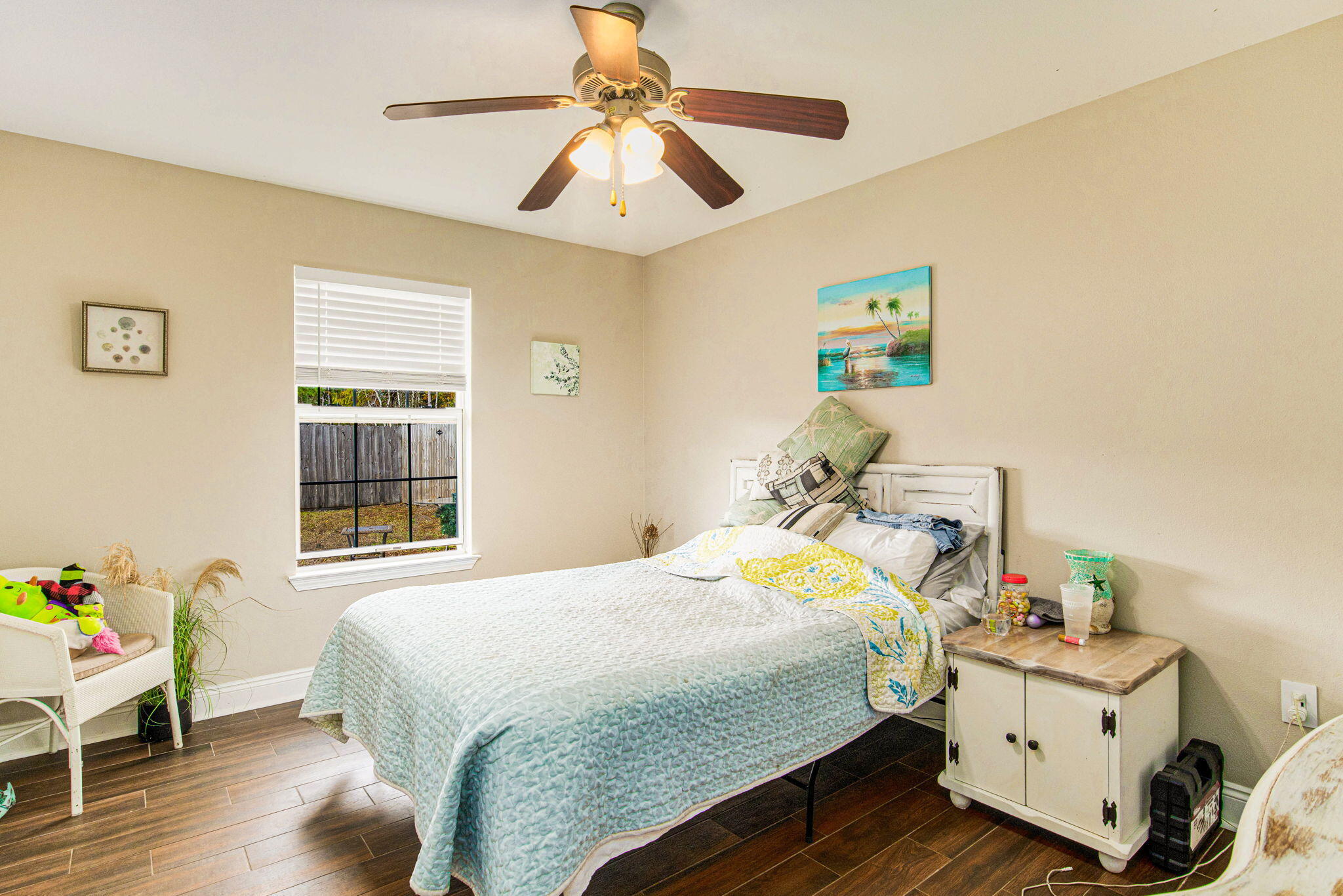 CRESCENT SHORES - Residential