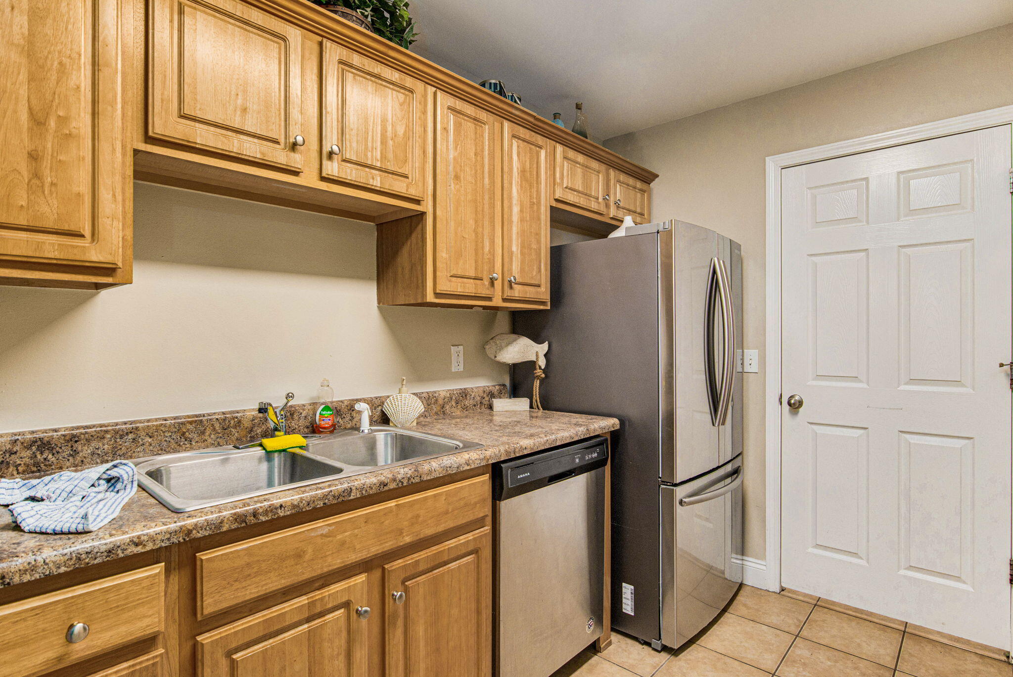 CRESCENT SHORES - Residential