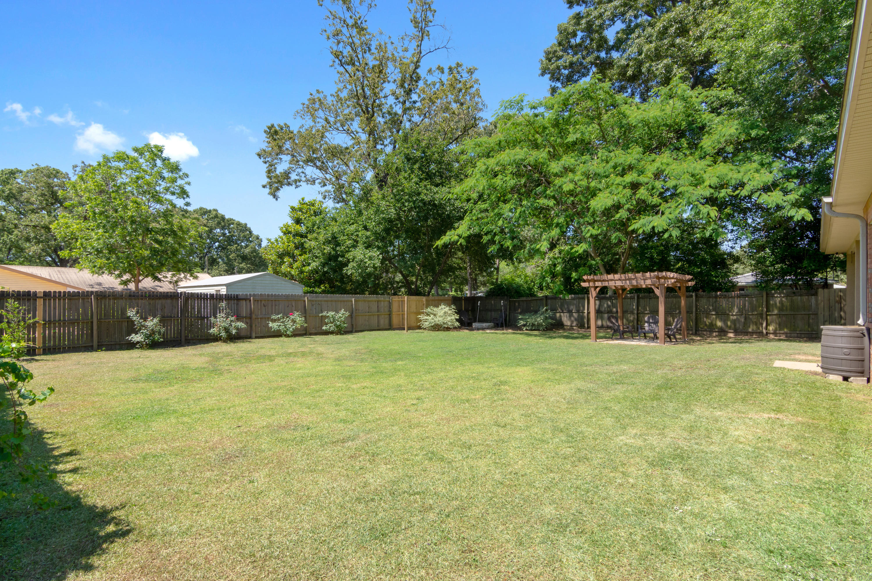 ADAMS POWELL - Residential