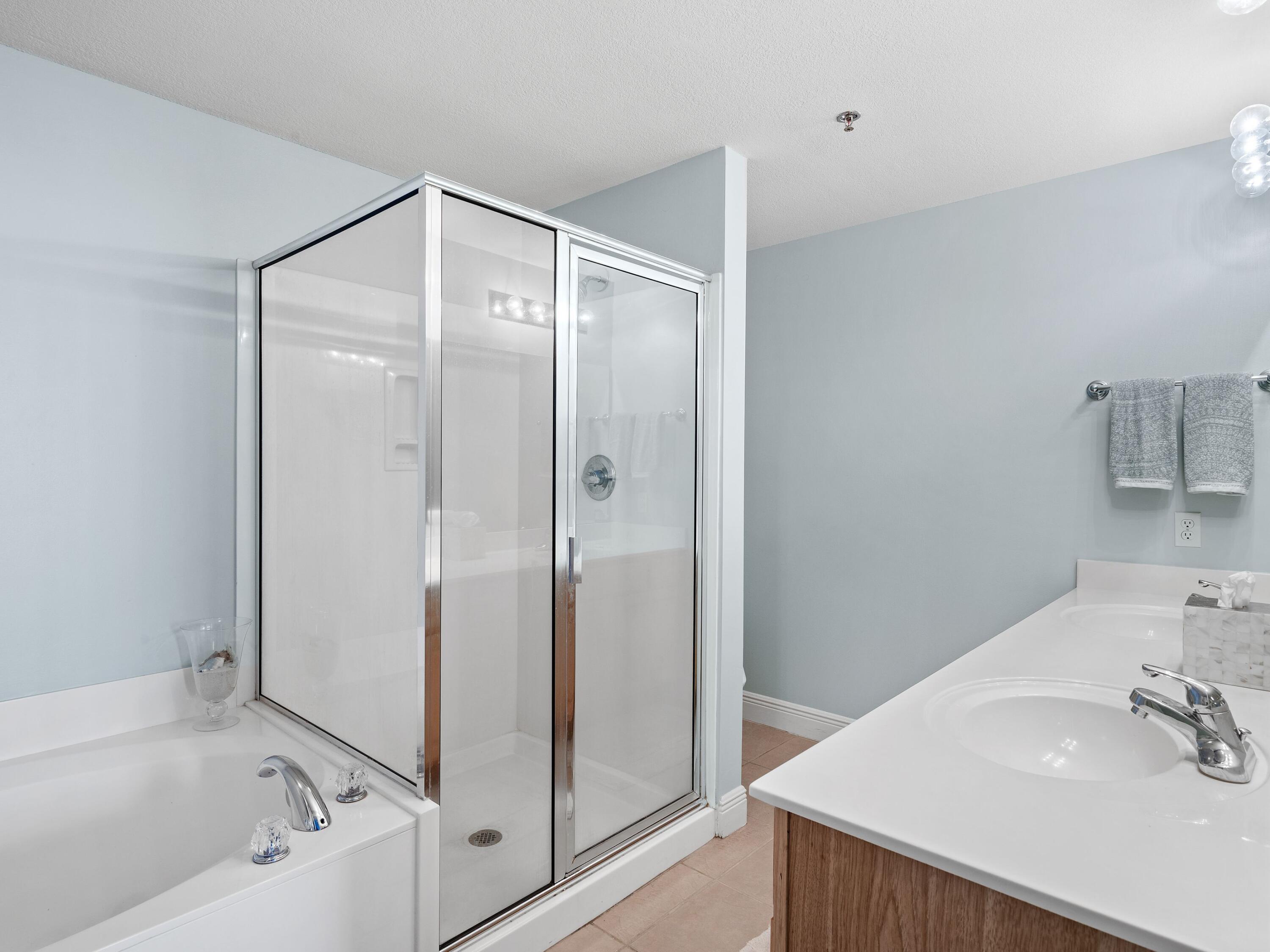 ARIEL DUNES II - Residential