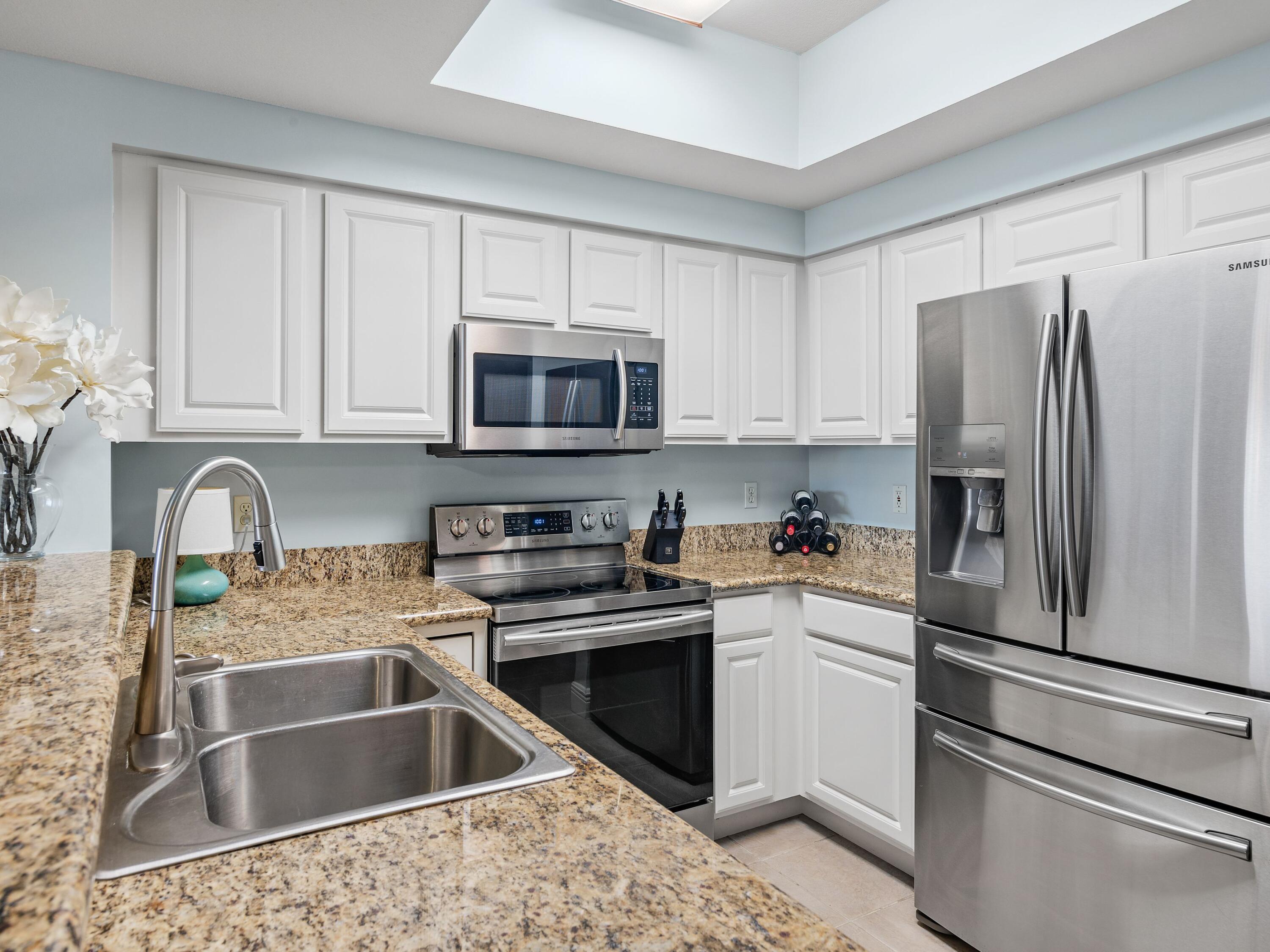 ARIEL DUNES II - Residential