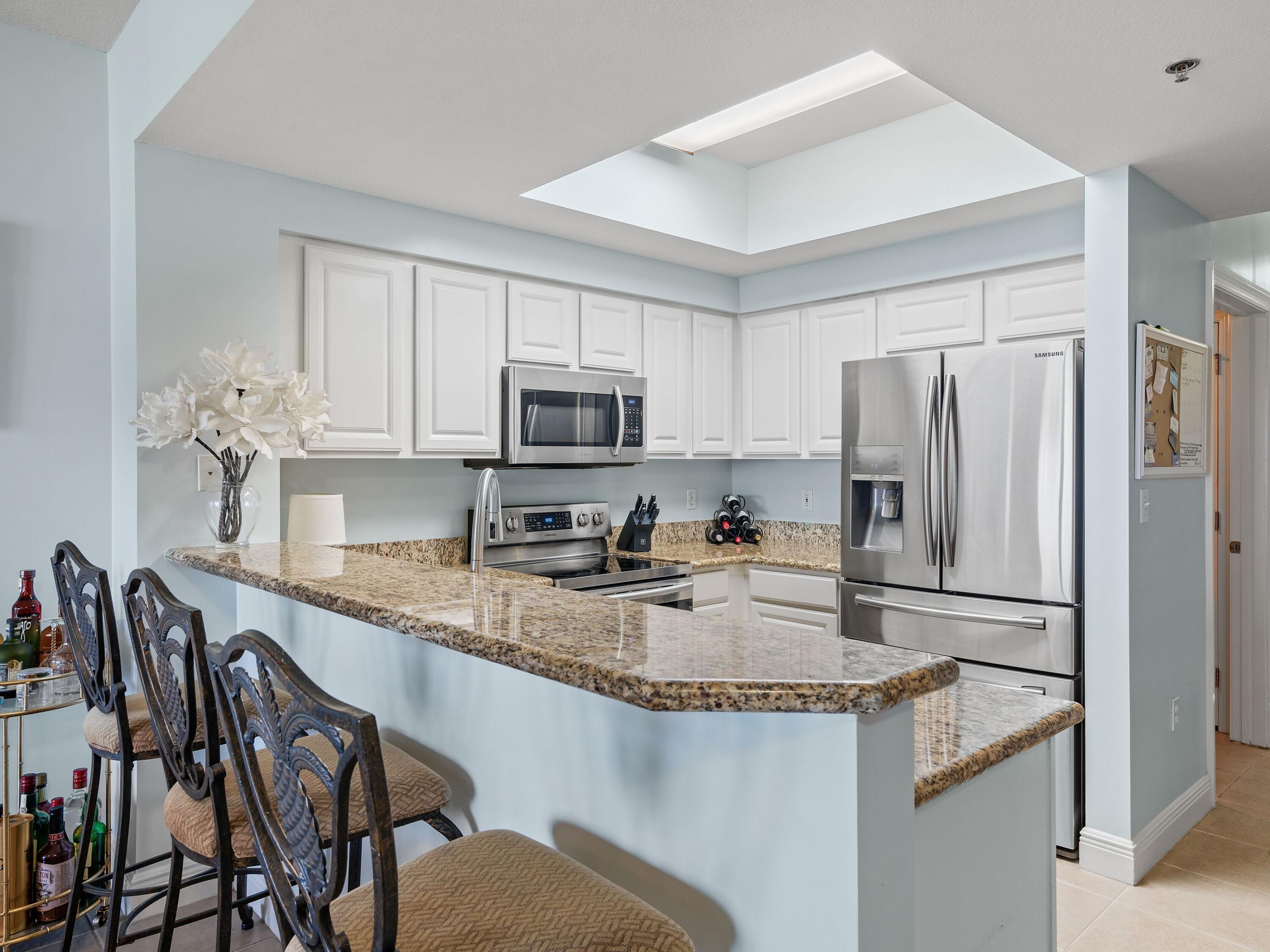 ARIEL DUNES II - Residential