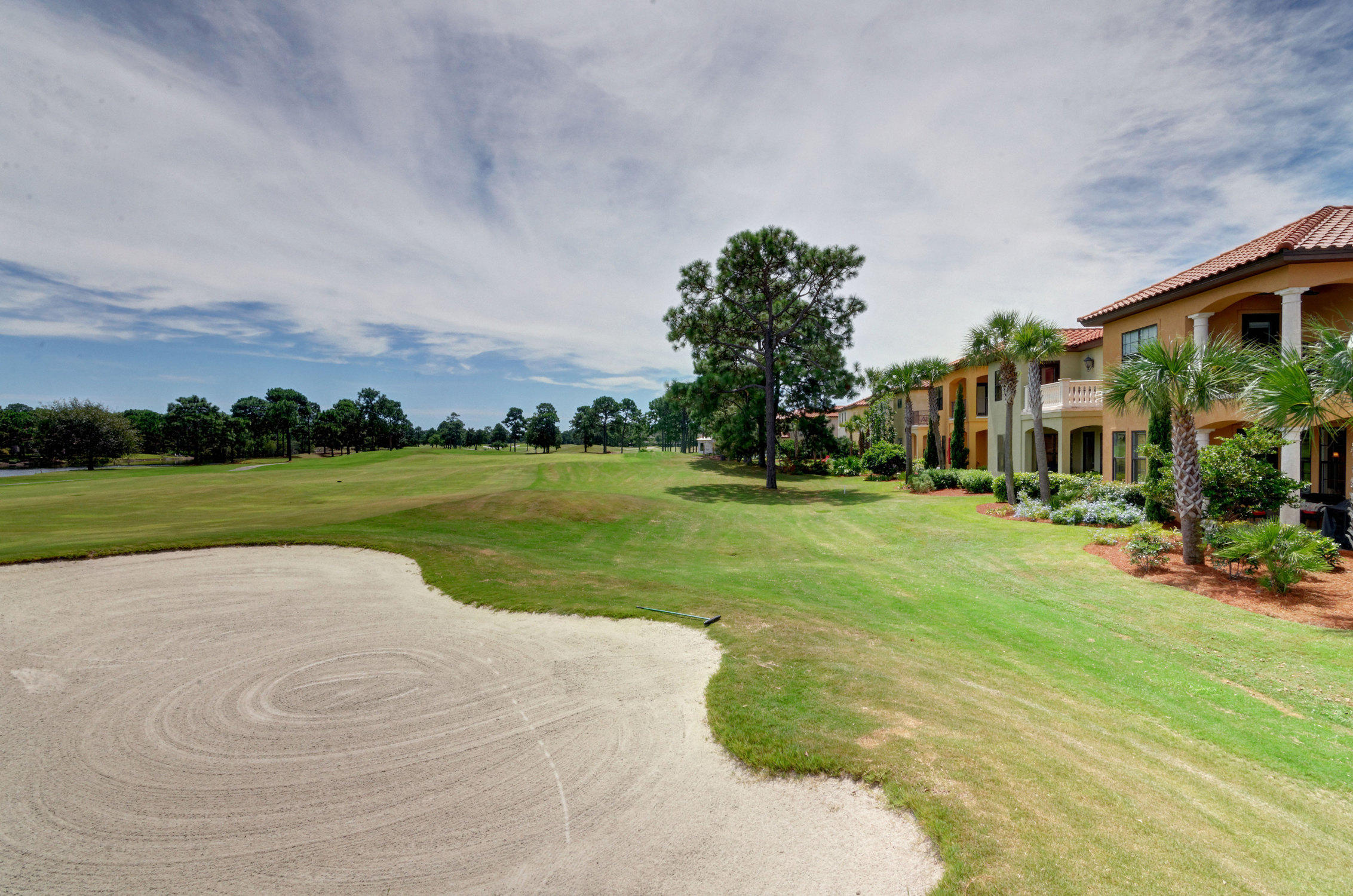 VILLA LAGO - Residential