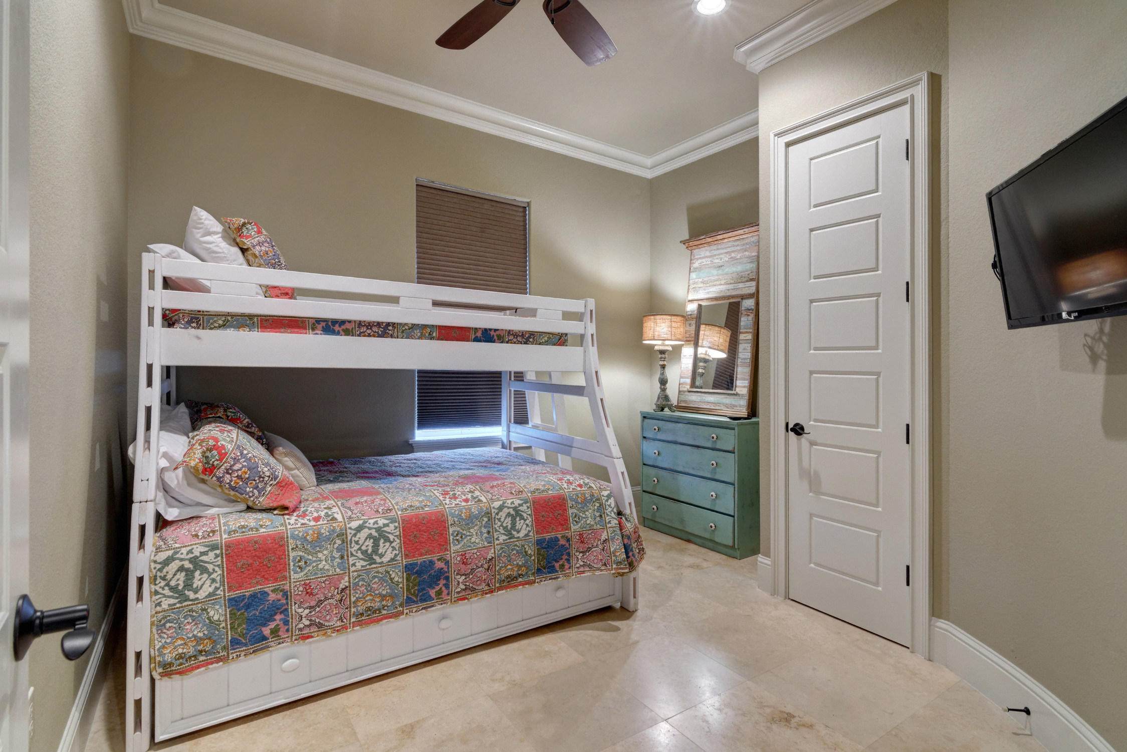 VILLA LAGO - Residential