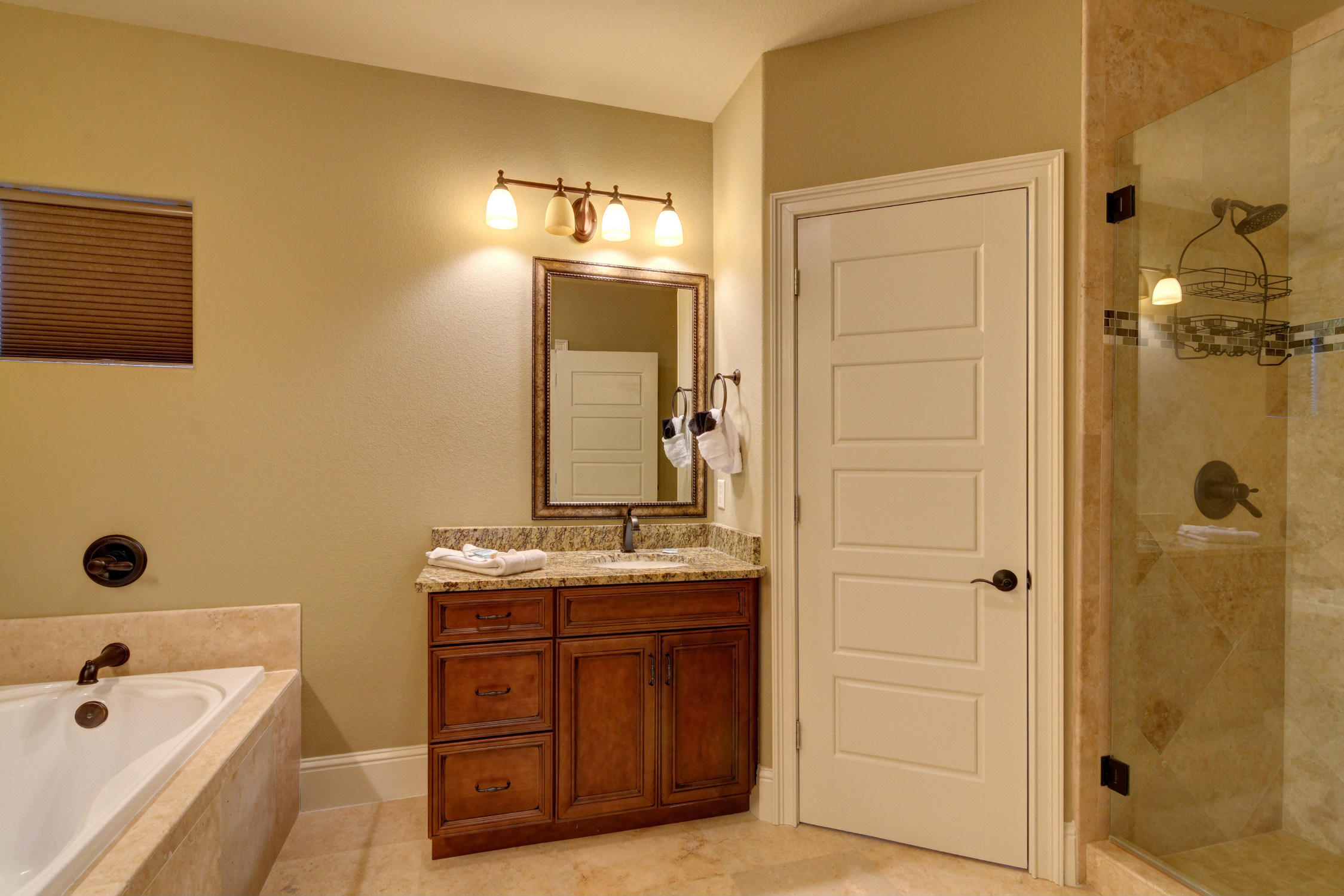 VILLA LAGO - Residential