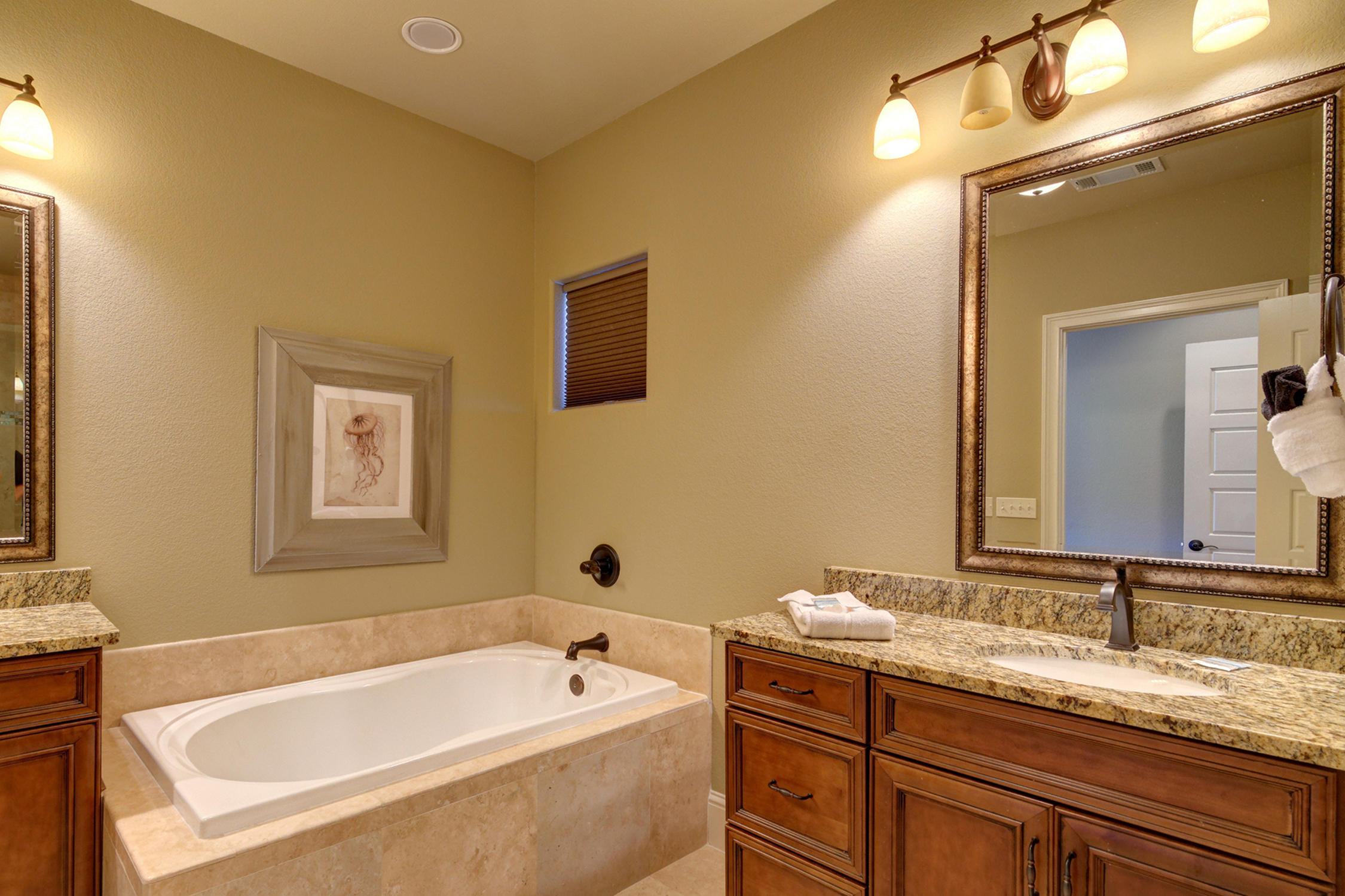 VILLA LAGO - Residential