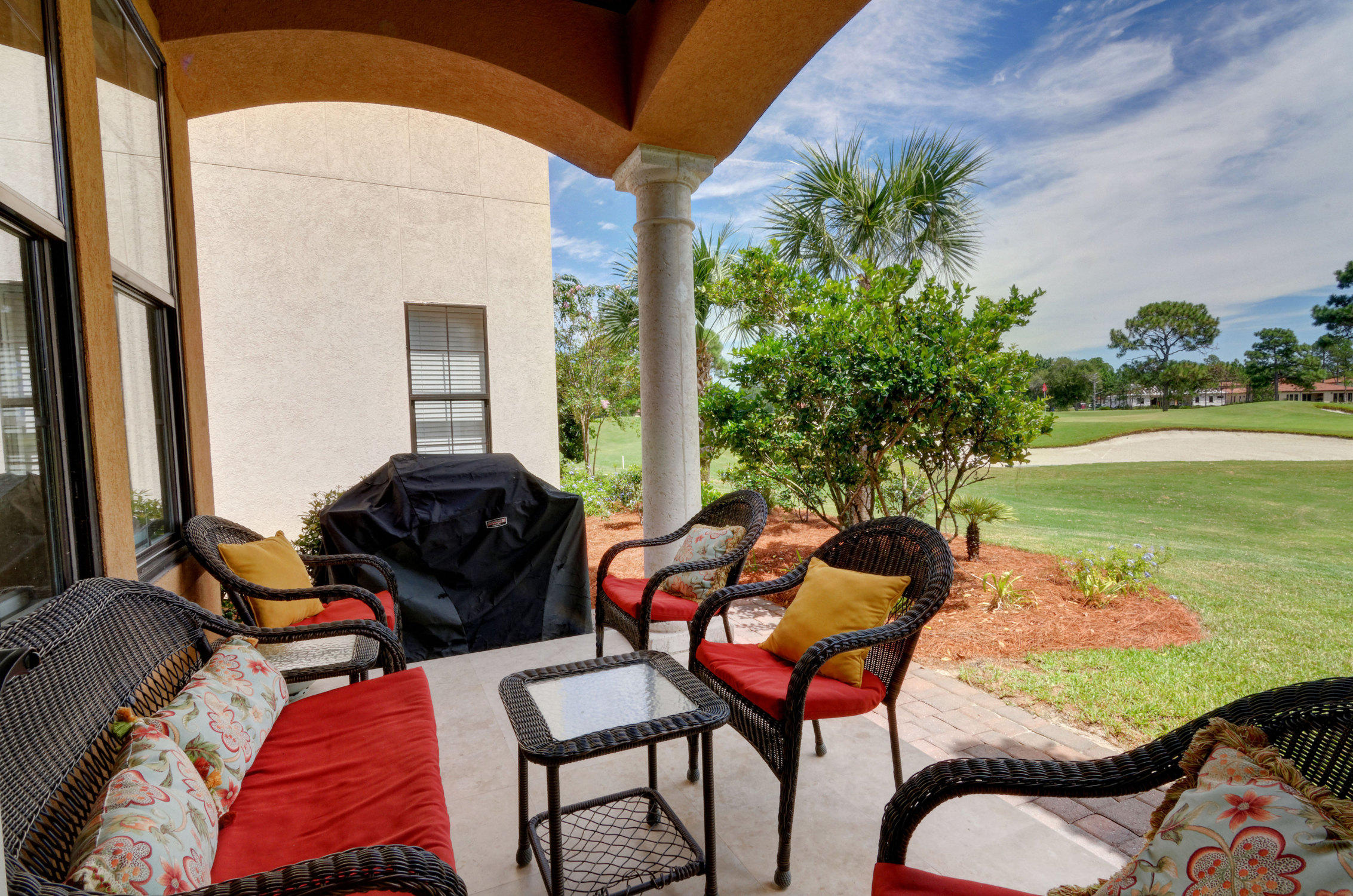 VILLA LAGO - Residential