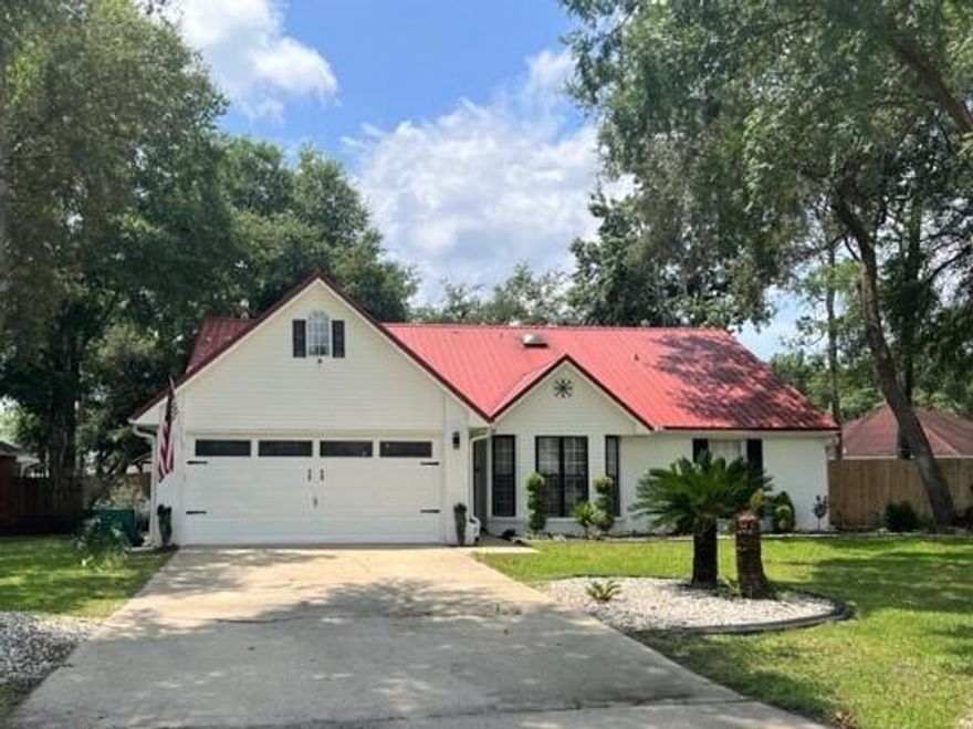 *PINNACLE POINT 4 bedrooms,3 baths & 2 Car Garage on a Cul de Sac! Conveniently located South of I10, Spacious FLOORPLAN for entertaining Family & Friends. KITCHEN includes ALL APPLIANCES. Living Room has a FIREPLACE & Skylights. PRIMARY Bedroom is on the main floor w/en suite bathroom & 2 Closets. Upstairs has 2 bedrooms with a loft/office space. 2  Car Garage has Epoxy Flooring & set up w/an Air Compressor. Home equipped w/Sprinkler System, Vivint Doorbell, & Security System w/Cameras. YARD is Beautifully LANDSCAPED w/CONCRETE CURBING around landscaped areas, yard is spacious great to enjoy grilling out & entertaining by the fire. **WORKSHOP SHED w/Electricity & Air Compressor. **NEW PRIVACY FENCE w/DOUBLE GATE, **METAL ROOF, HVAC 2020, & GUTTERS. **1 YEAR HOME WARRANTY INCLUDE