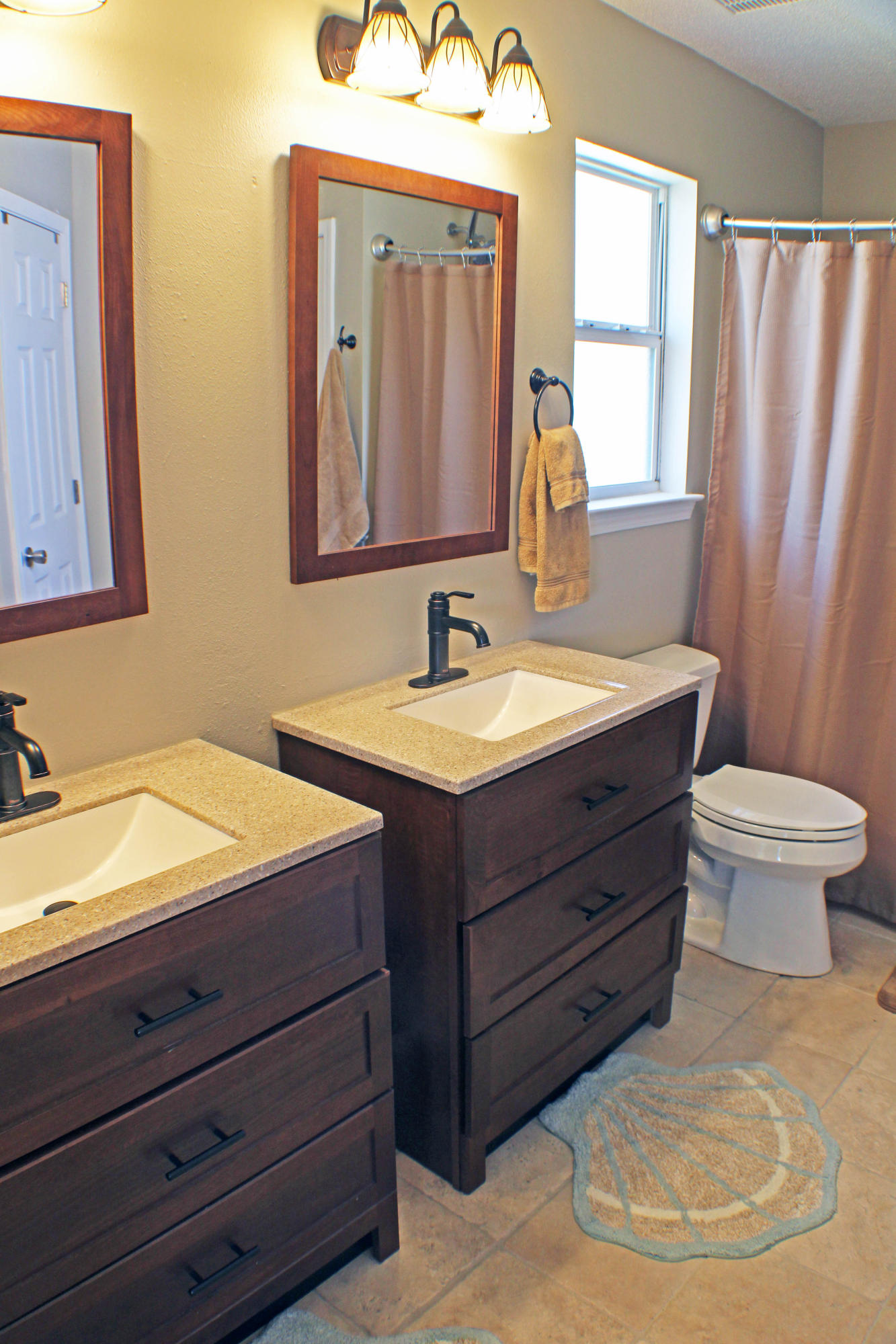 COUNTRYVIEW ESTATES 8TH ADDN - Residential