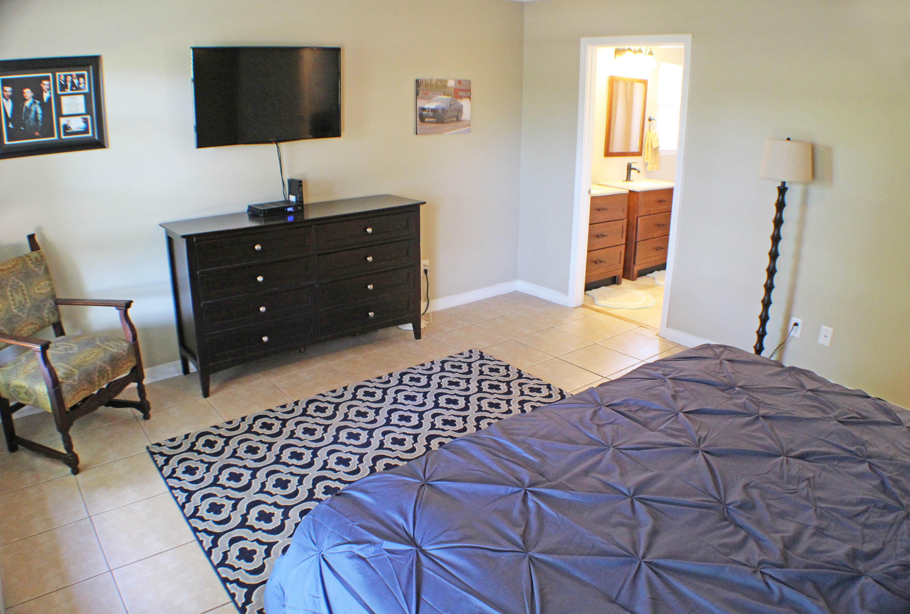 COUNTRYVIEW ESTATES 8TH ADDN - Residential