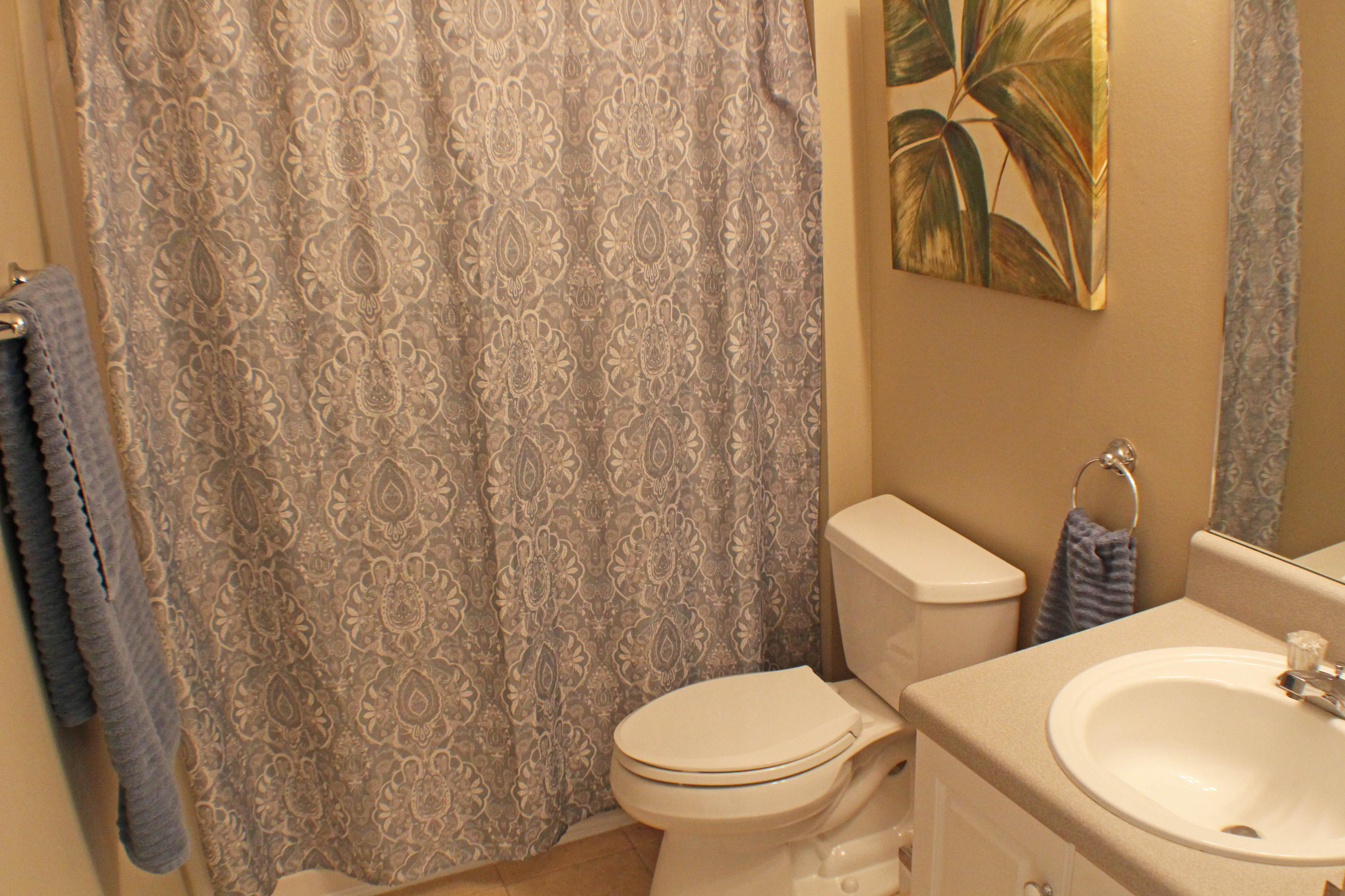 COUNTRYVIEW ESTATES 8TH ADDN - Residential