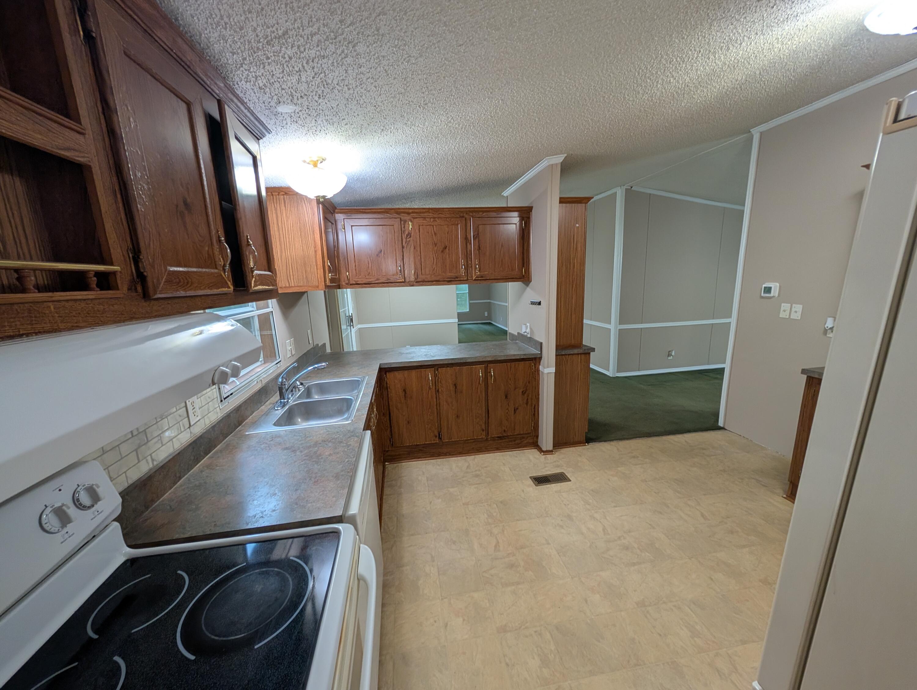 TURQUOISE BEACH 2ND ADDN - Residential