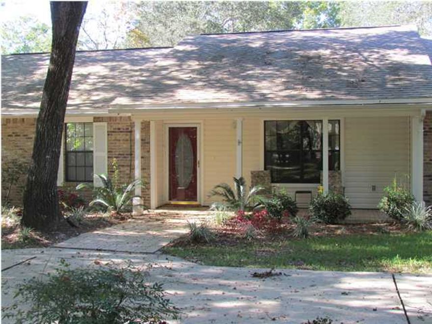 Beautiful one story 4/3, 2247 sq. ft. ranch situated on 1.3 acres of land! Lots of upgrades in this lovingly maintained Bluewater Bay home. Fabulous kitchen with solid surface counter tops & newer appliances. Multiple living areas & even a spacious Florida room. You'll love the oversized screened porch (15x31 )along back of home. Two master suites complete with master baths! Plenty of extra storage in the 2 detached buildings. One is even air conditioned for a great craft/play space. Sorry NO PETS allowed! Available March 15, 2017. Call today for your showing appointment.